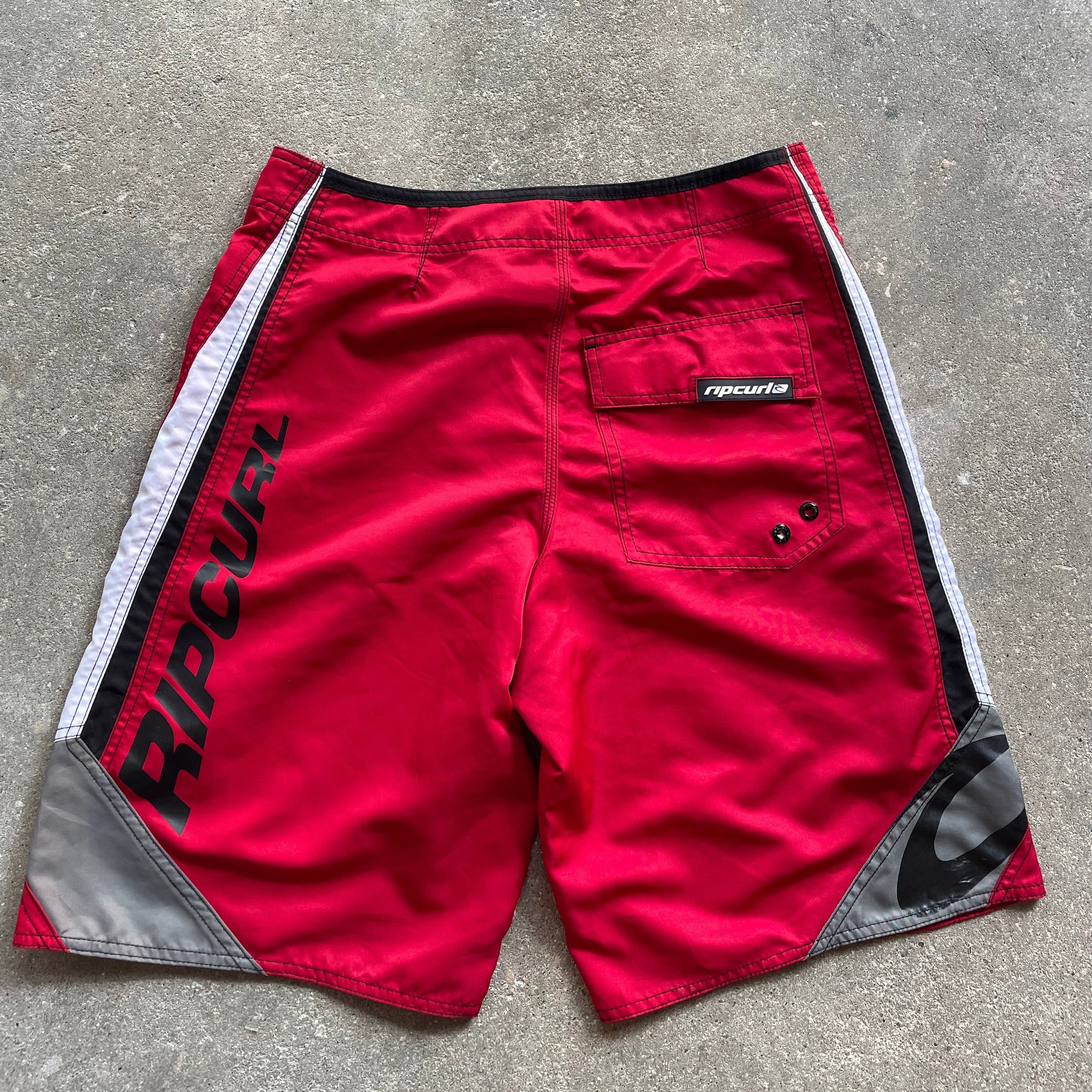 2000's Rip Curl Boardshorts Red (34)