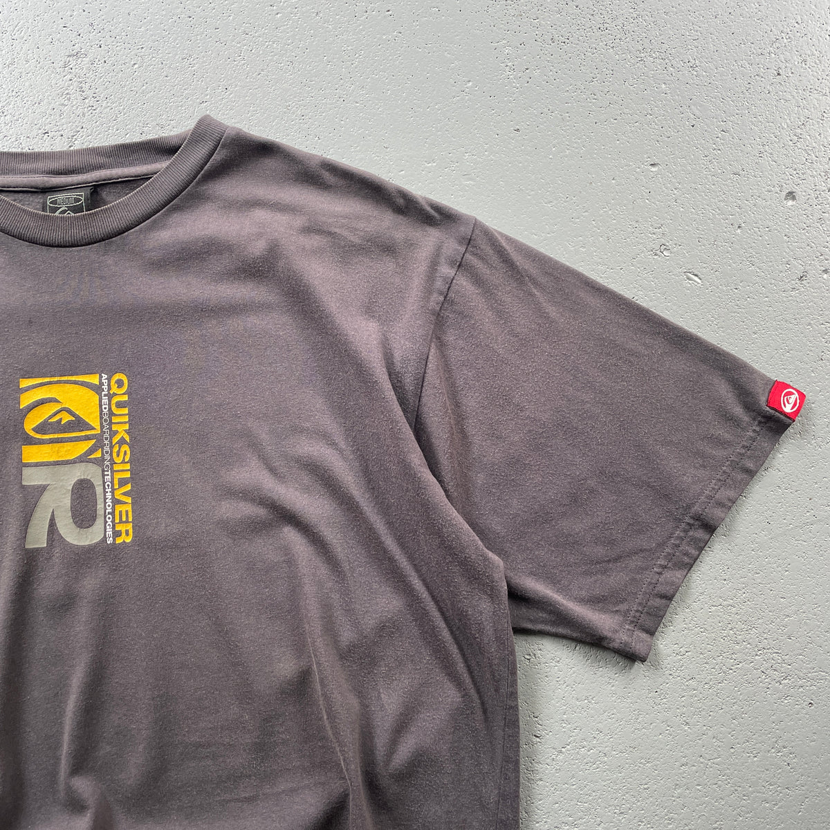 2000's Quiksilver Tee Grey (M)
