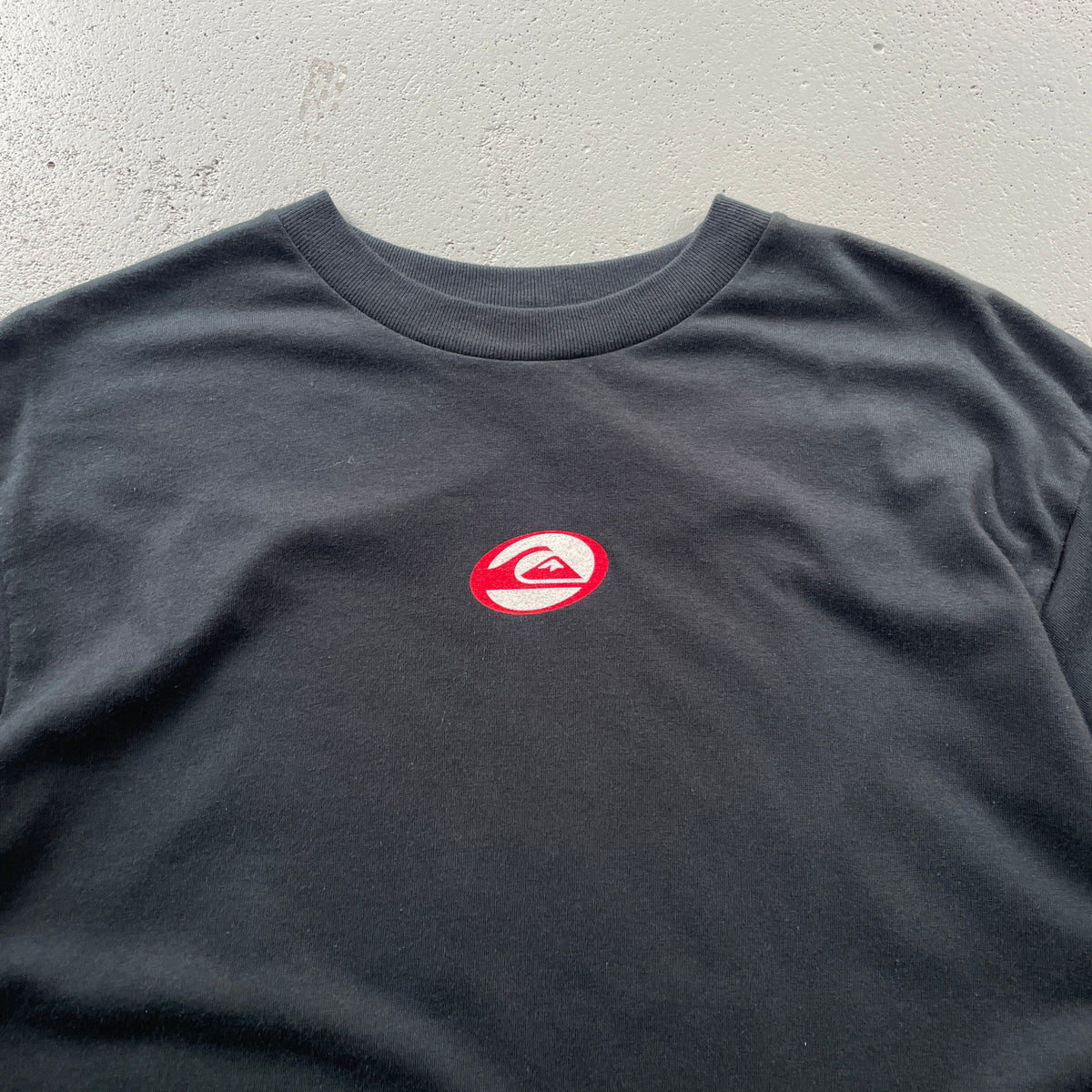 2000's Quiksilver Skate Tee (S/M)