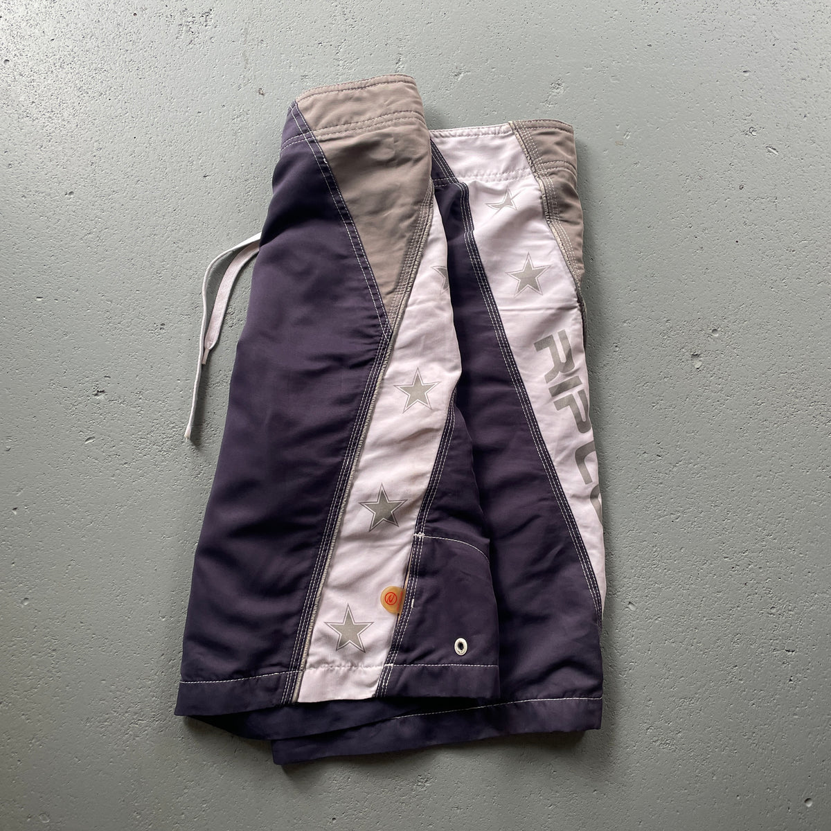 2000's Rip Curl Boardshorts (30)
