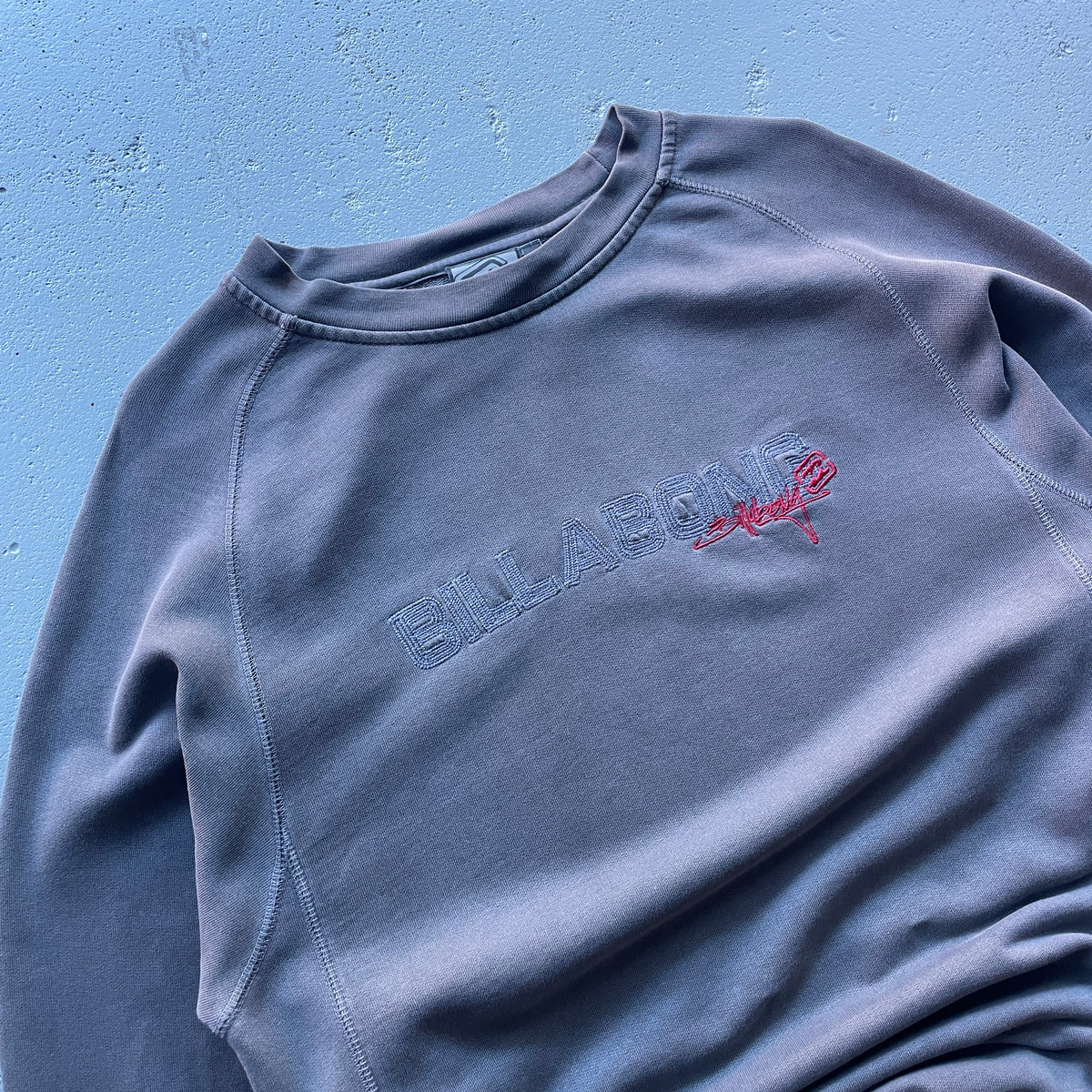 2000's Billabong Sweatshirt (M/L)