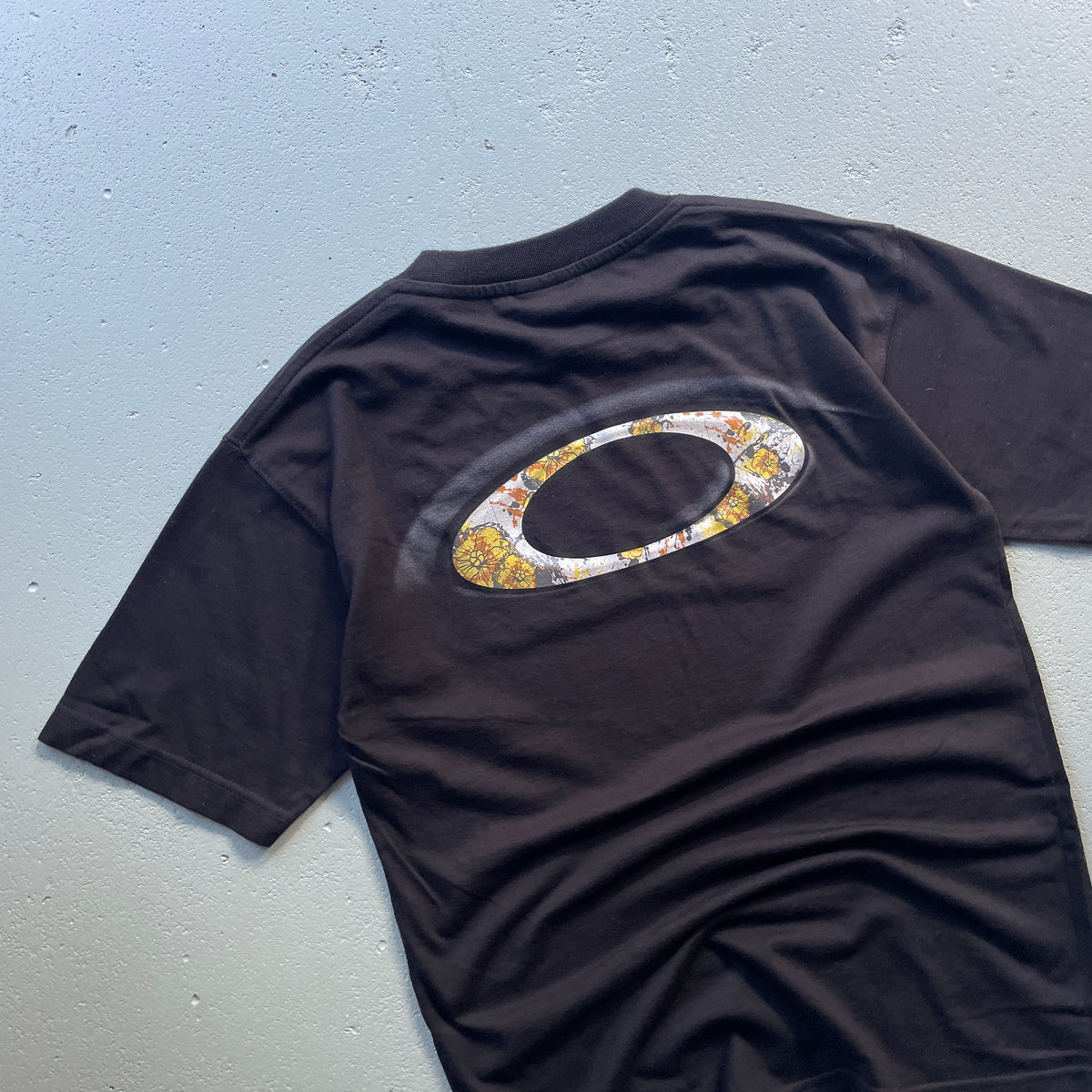 2000's Oakley Tee (S)