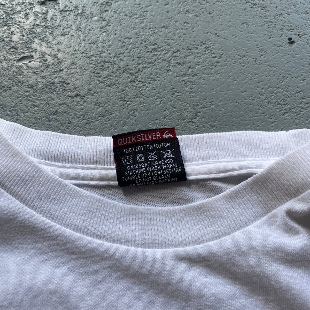 2000's Quiksilver Tee (S)