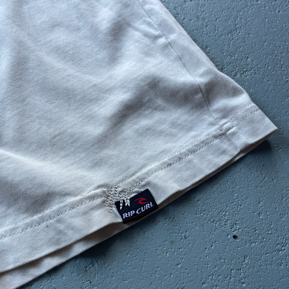 2000's Rip Curl Tee (L)