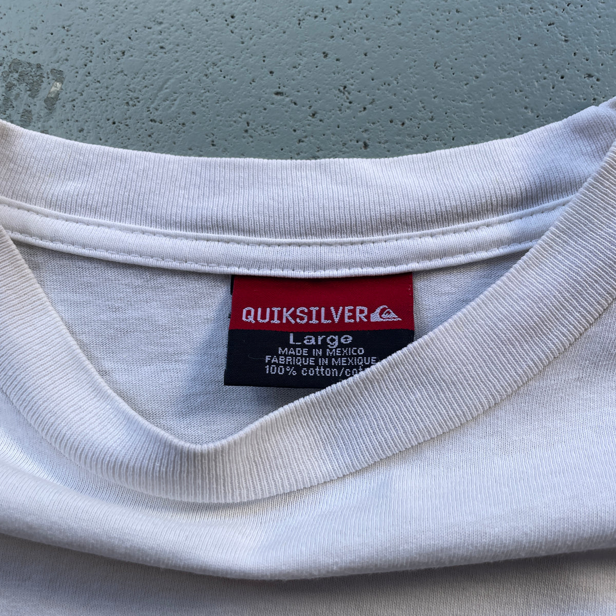 2000's Quiksilver Tee (L)