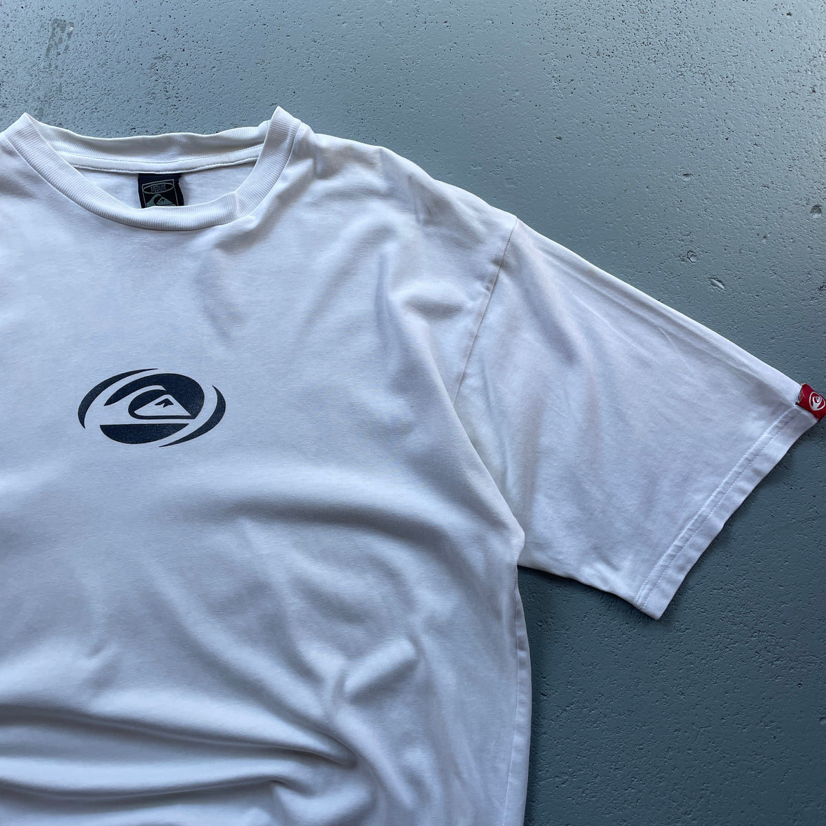 2000's Quiksilver Tee (M)