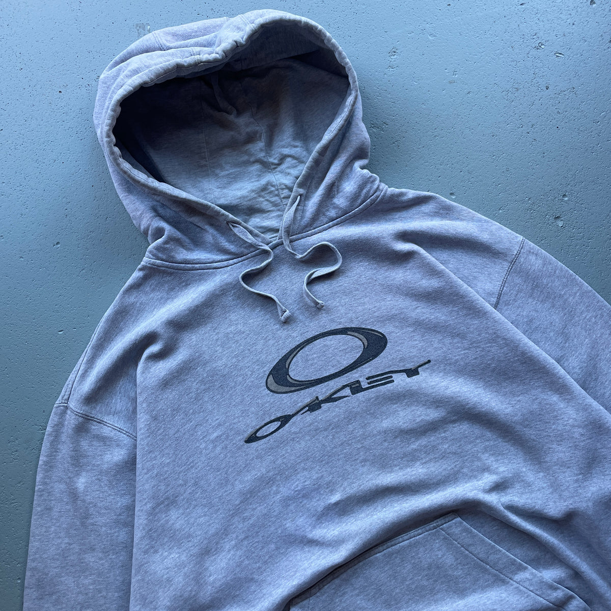 2000’s Oakley Eclipse Hoodie (XL)