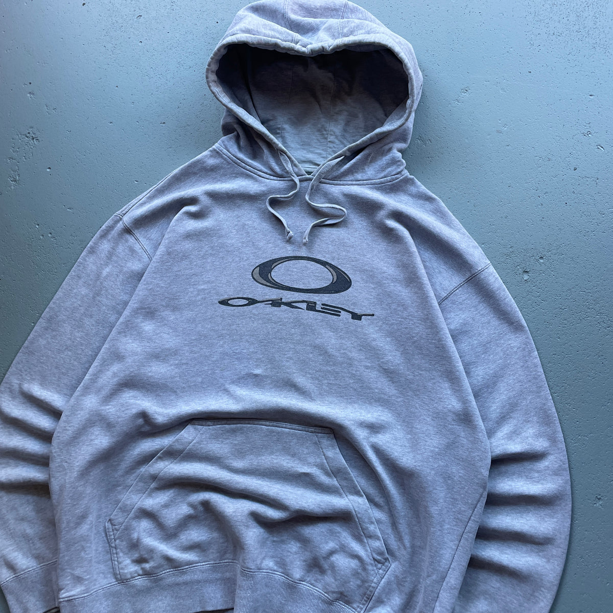 2000’s Oakley Eclipse Hoodie (XL)