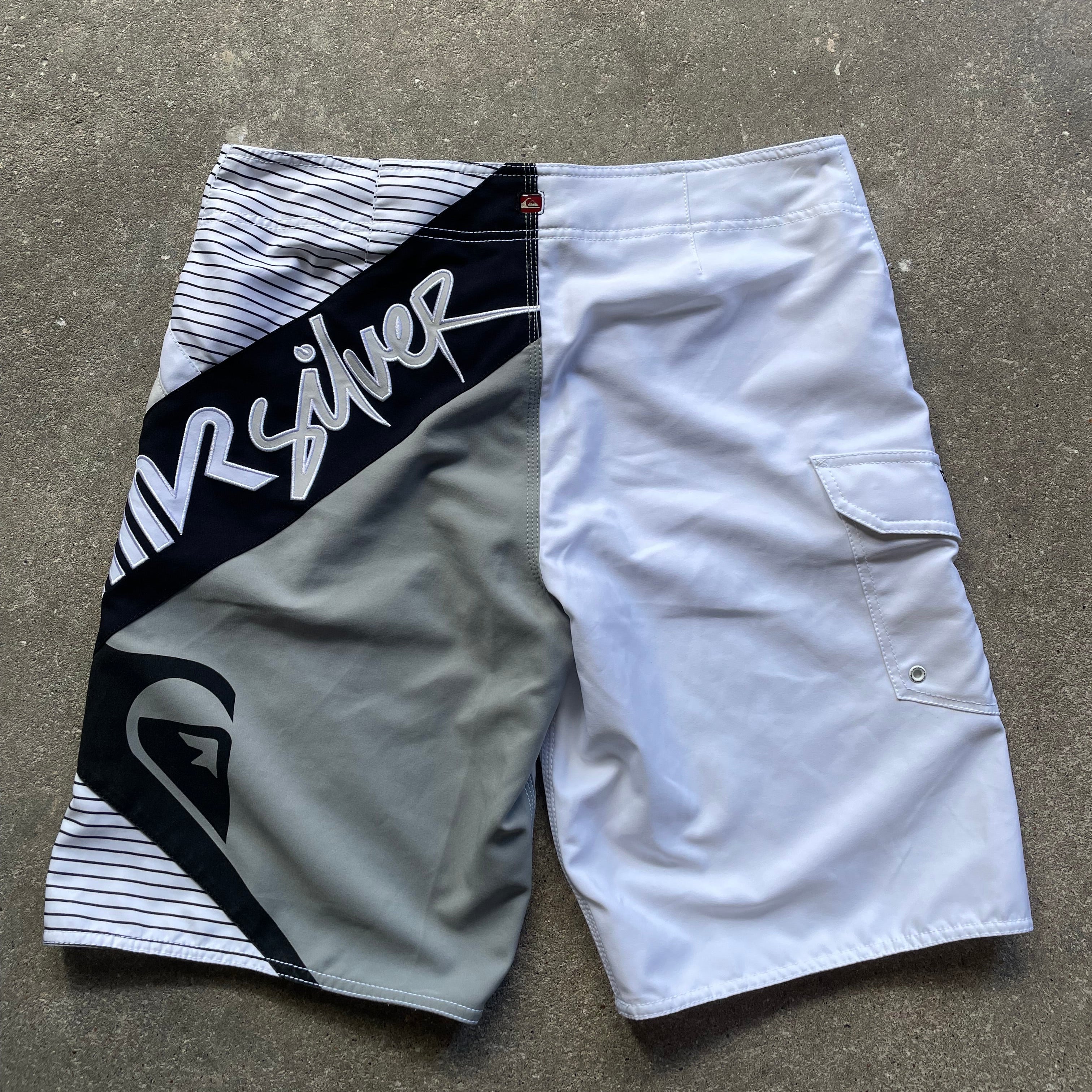 2000's Quiksilver Boardshorts White (32)