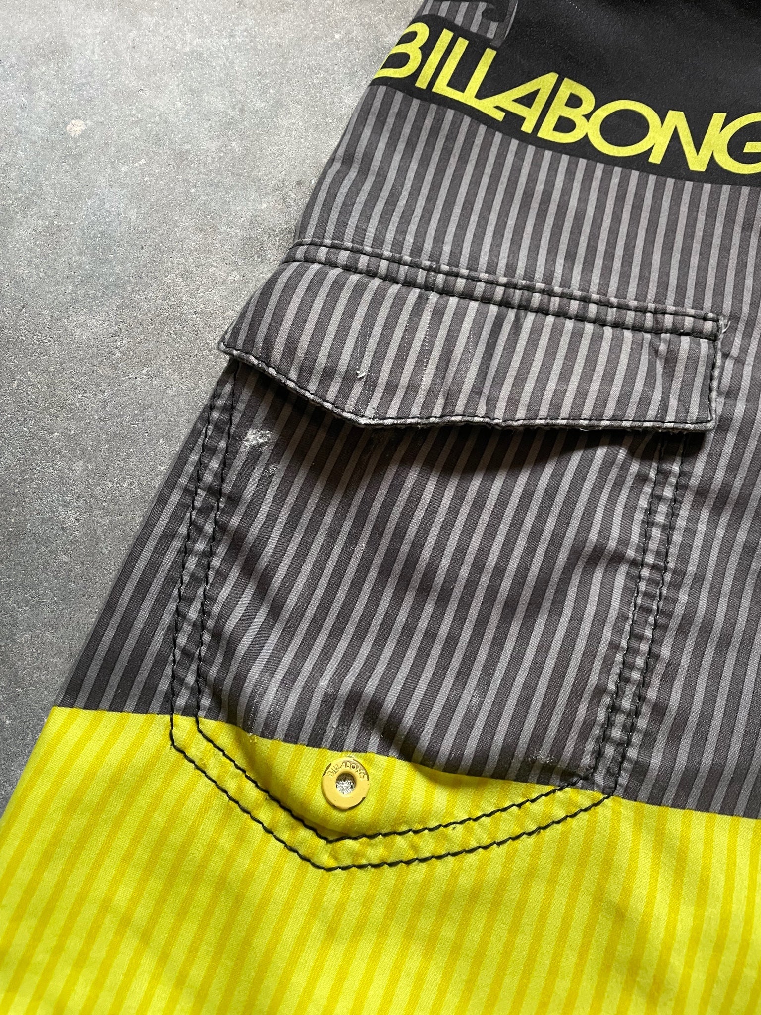2000's Billabong Boardshorts (32)