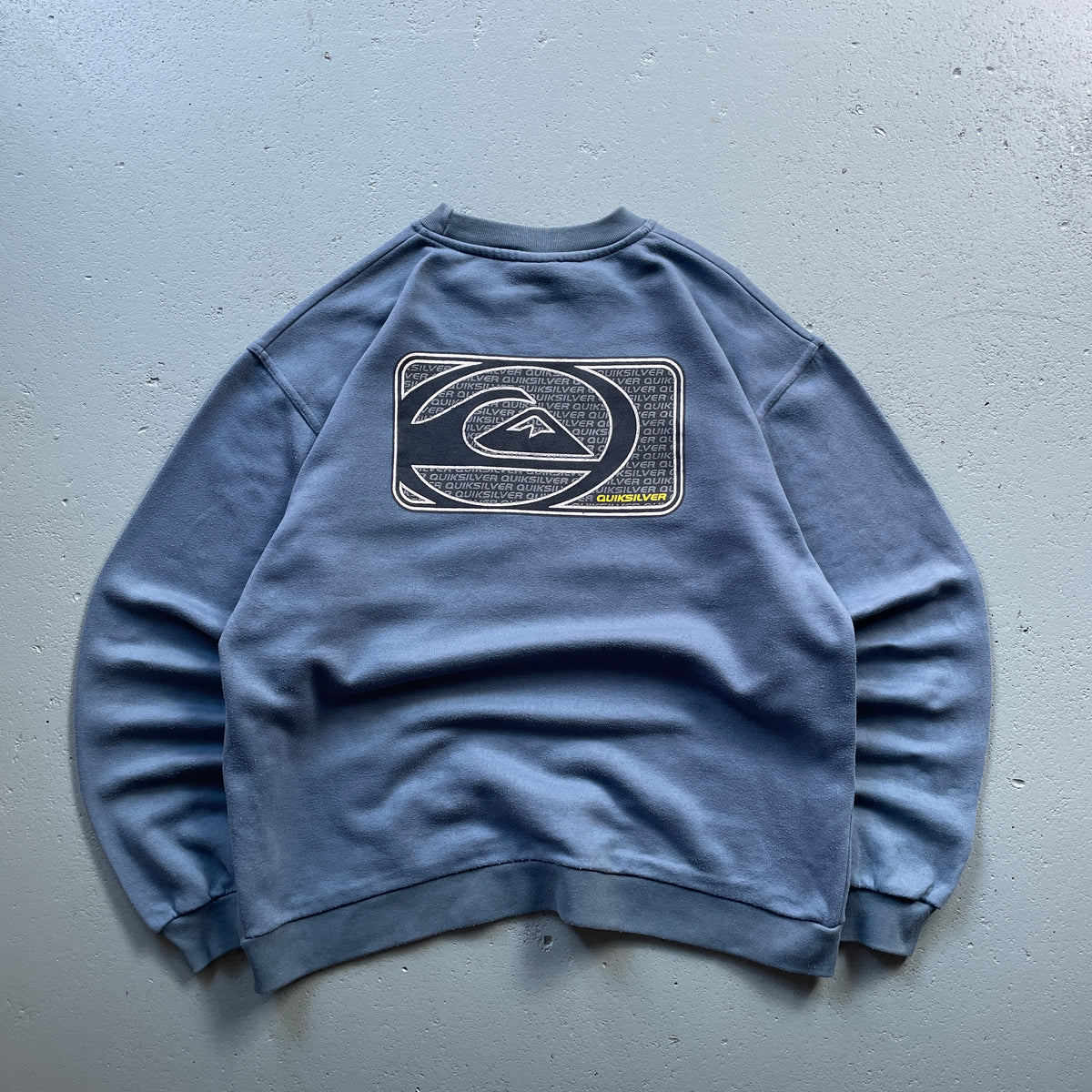 2000’s Quiksilver Sweatshirt (S/M)