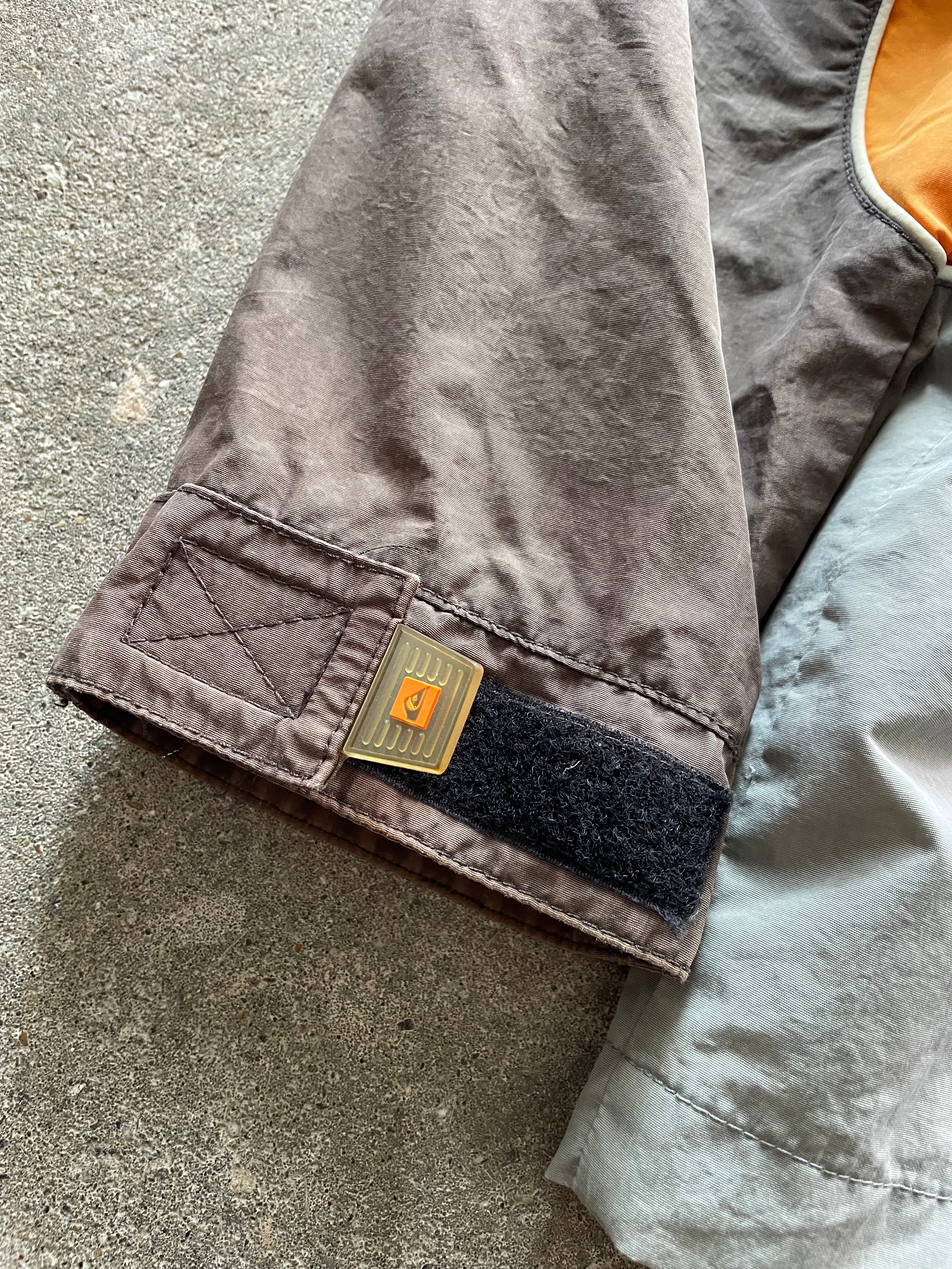 2000's Quiksilver Windbreaker Brown/Grey (L)