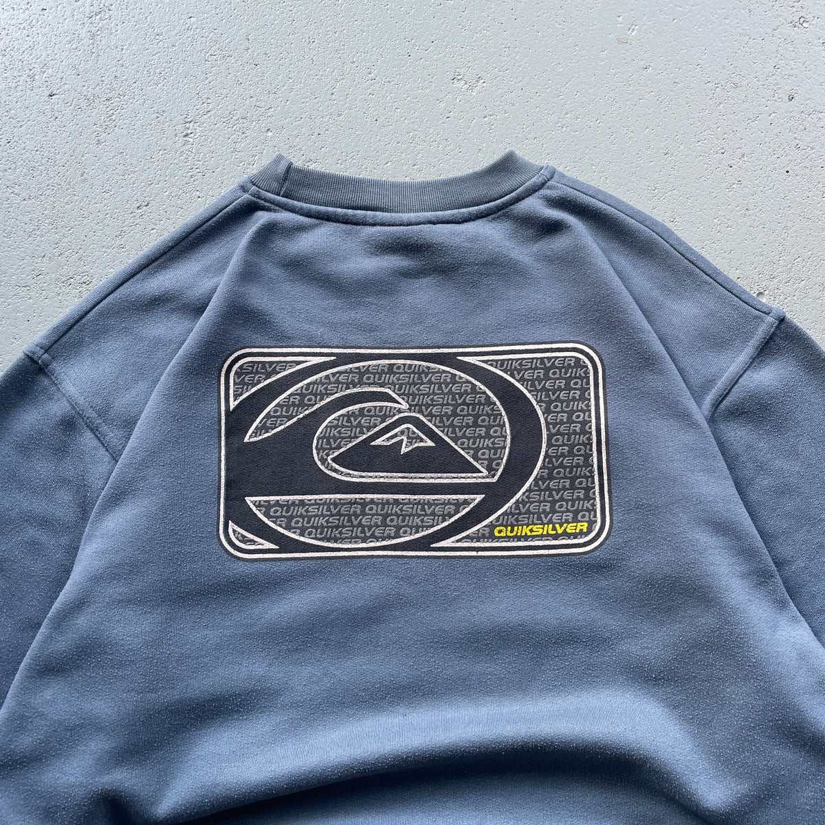2000’s Quiksilver Sweatshirt (S/M)
