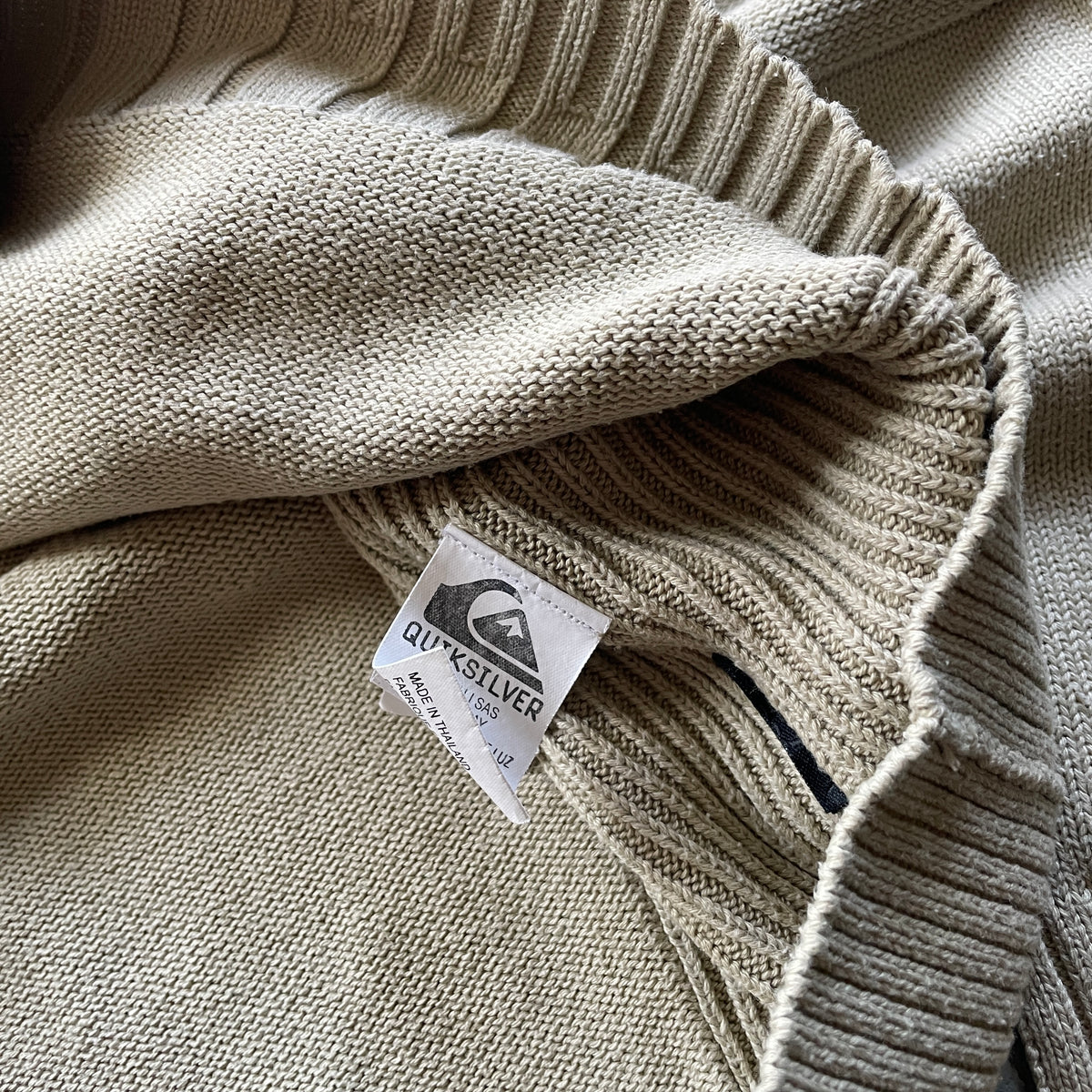 2000’s Quiksilver Knit Hoodie (XL)