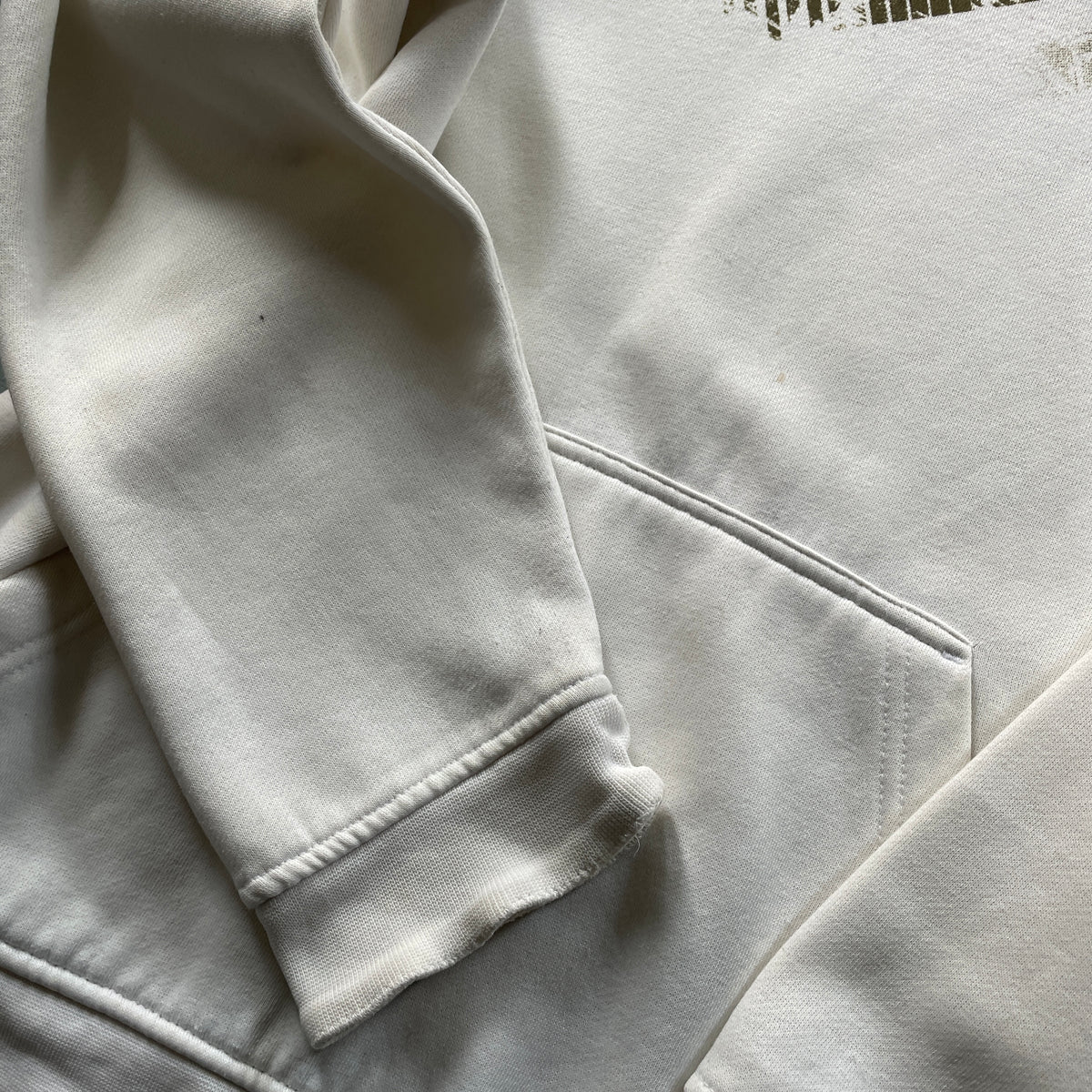 2000’s Billabong Hoodie (S)