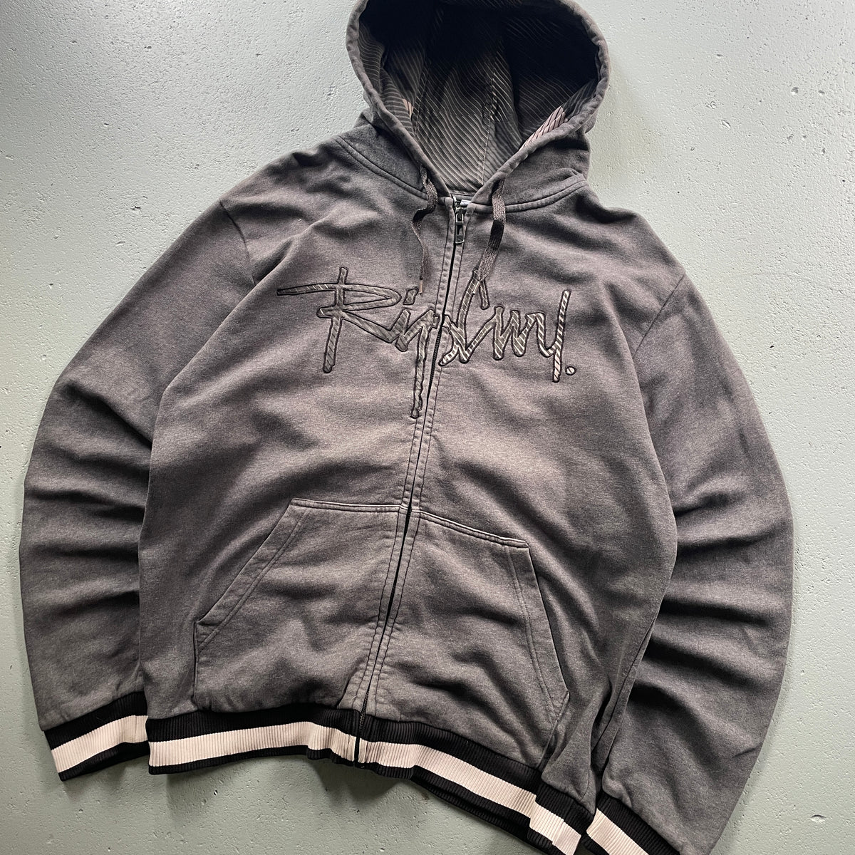 2000’s Rip Curl Hoodie (L)