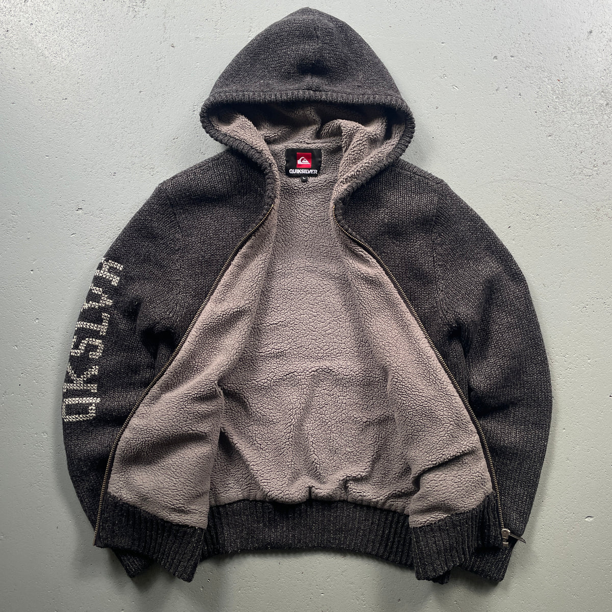 2000’s Quiksilver Full-Zip Fleece Jacket (M)