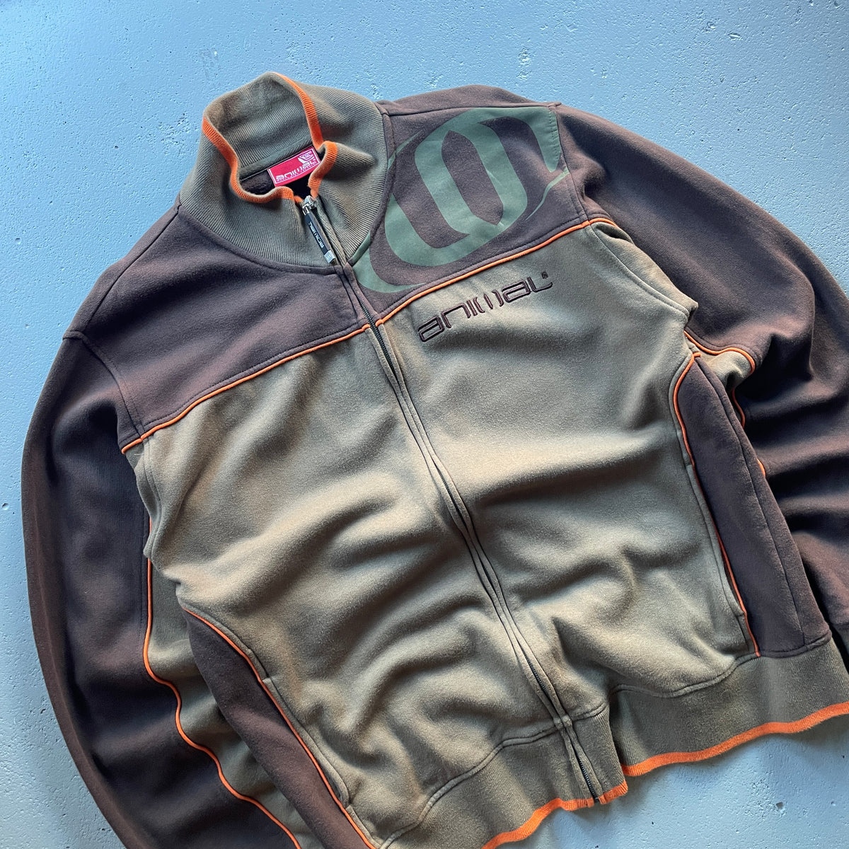2000’s Animal Zip Sweatshirt (L)