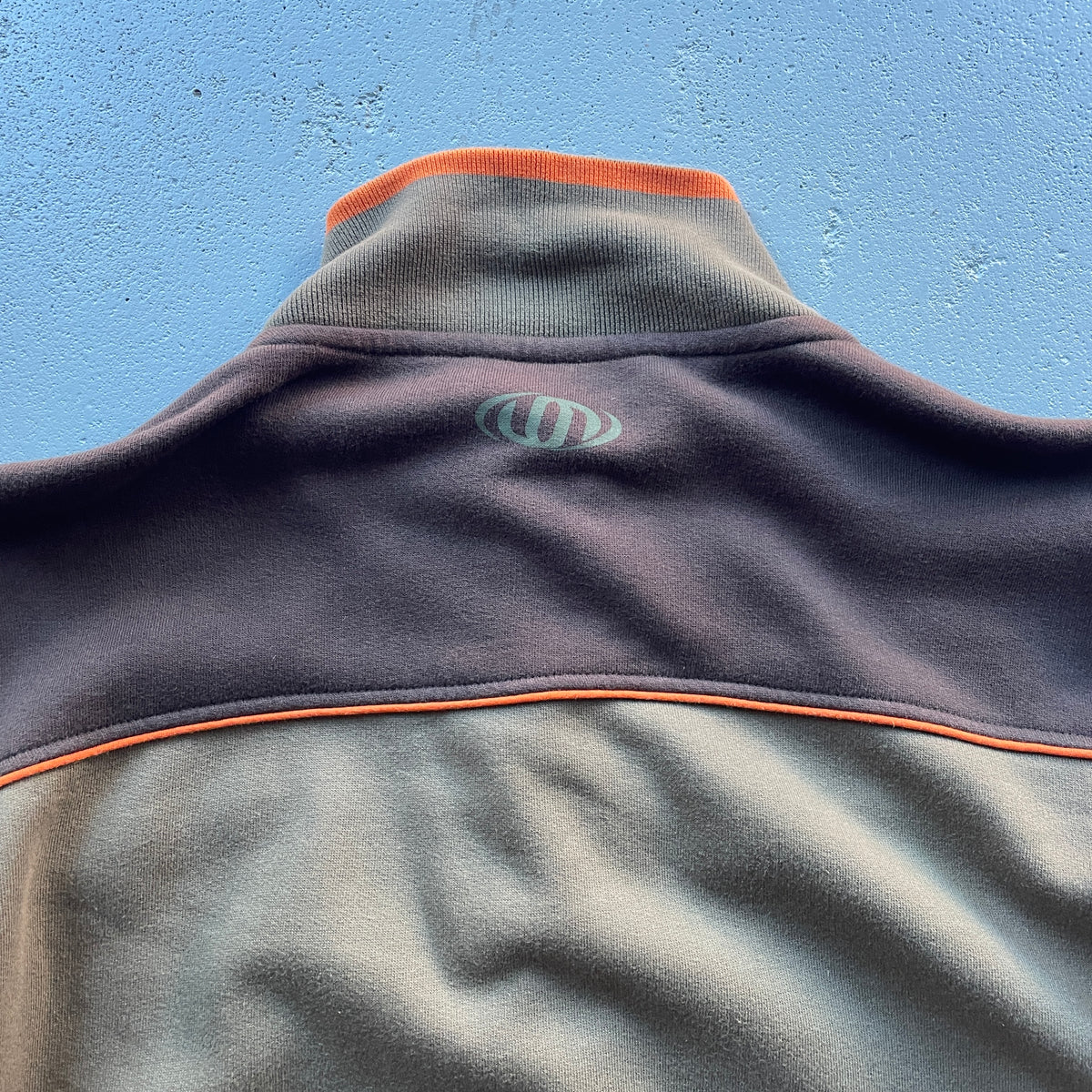 2000’s Animal Zip Sweatshirt (L)