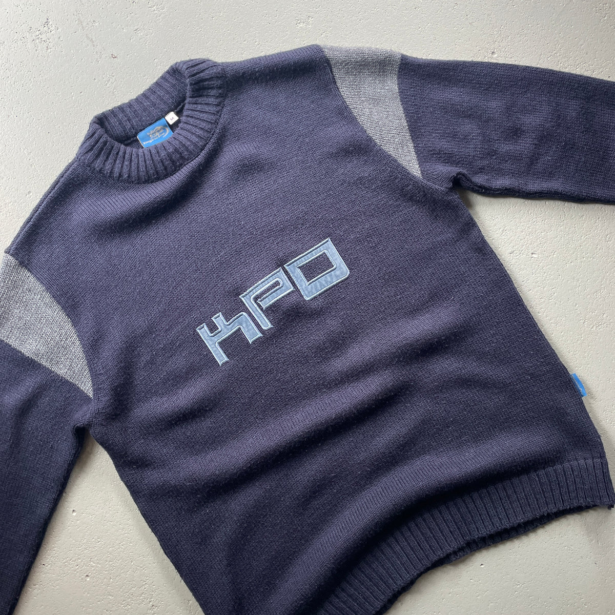 2000’s Kangaroo Poo Knit Jumper (M)