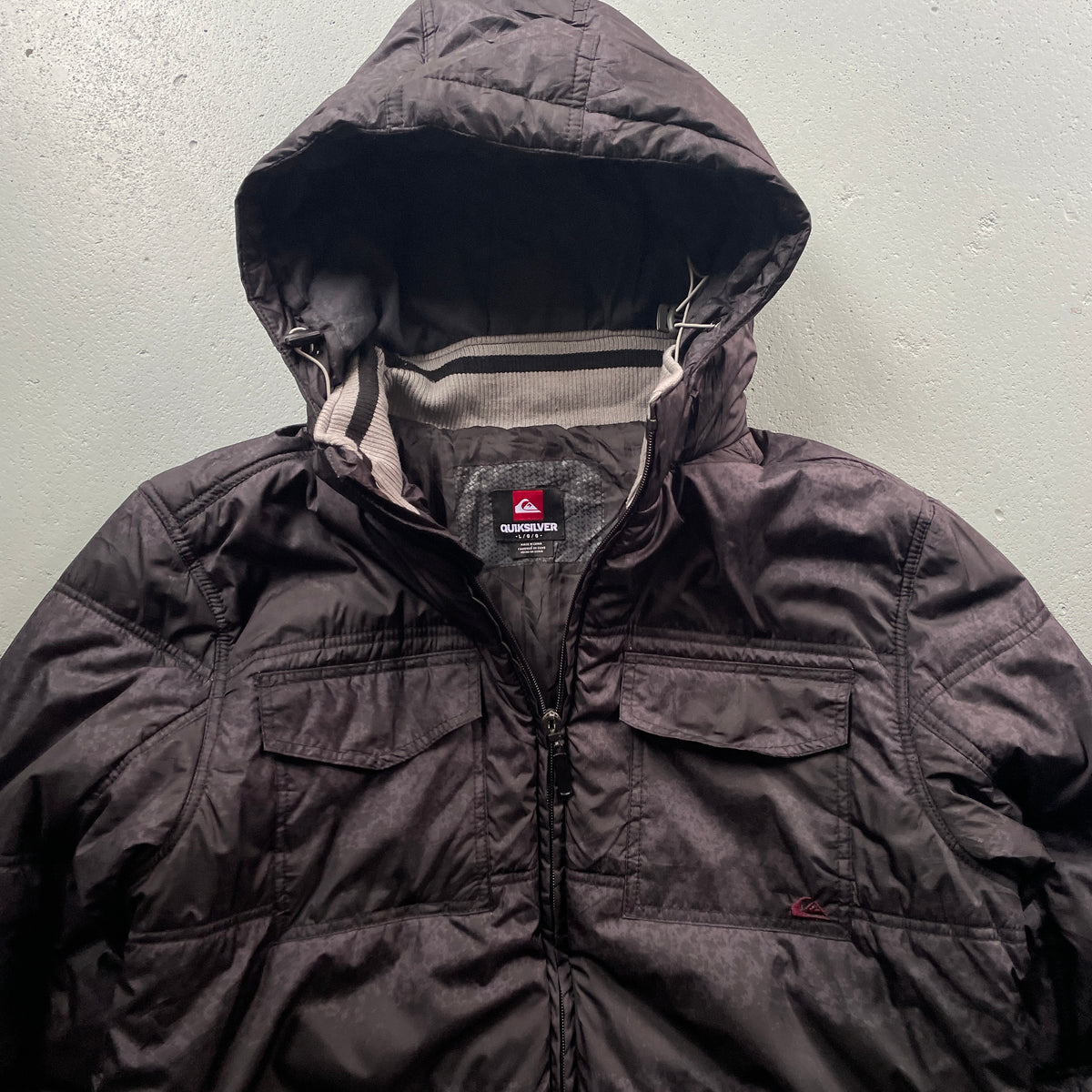 2000’s Quiksilver Puffer Jacket (L)