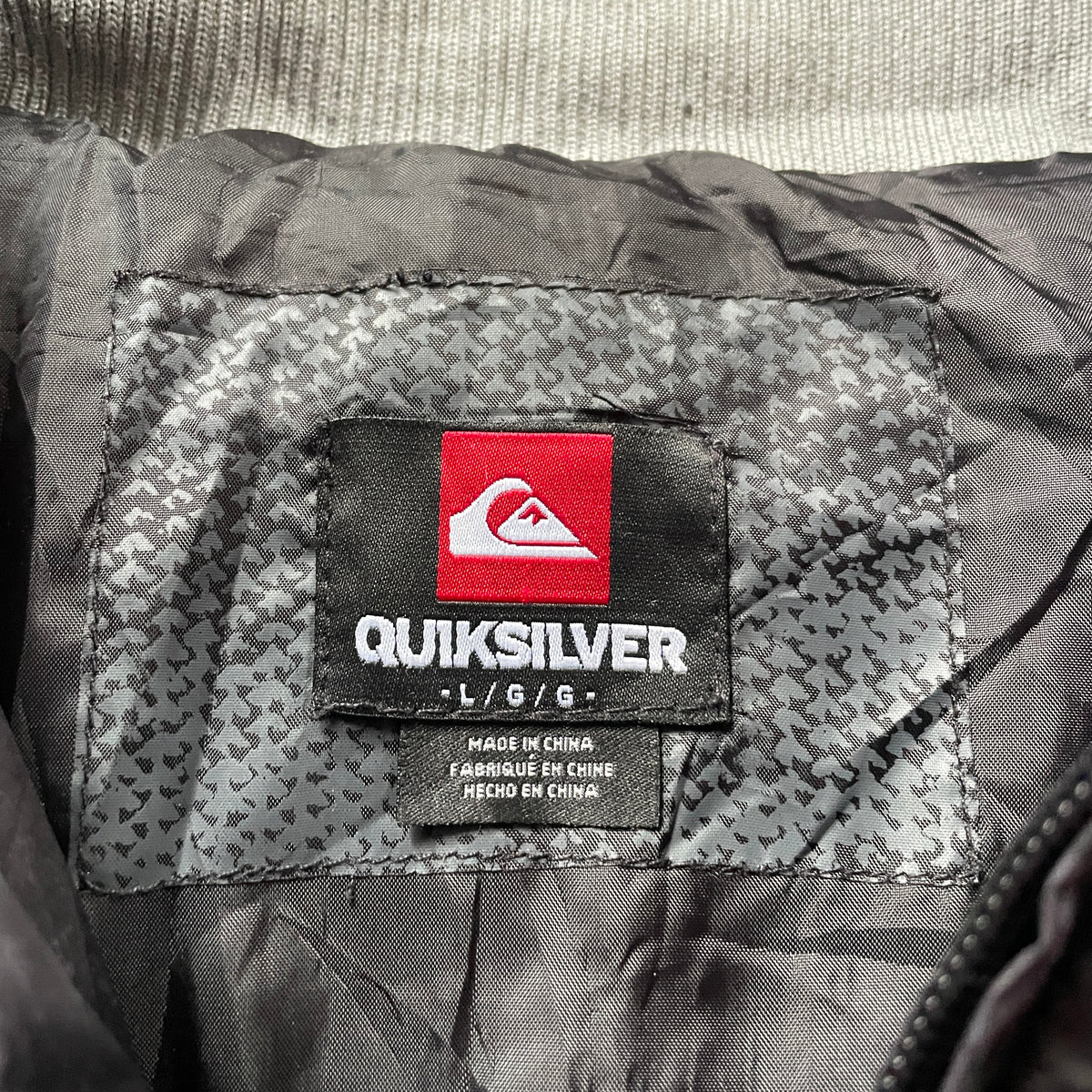 2000’s Quiksilver Puffer Jacket (L)