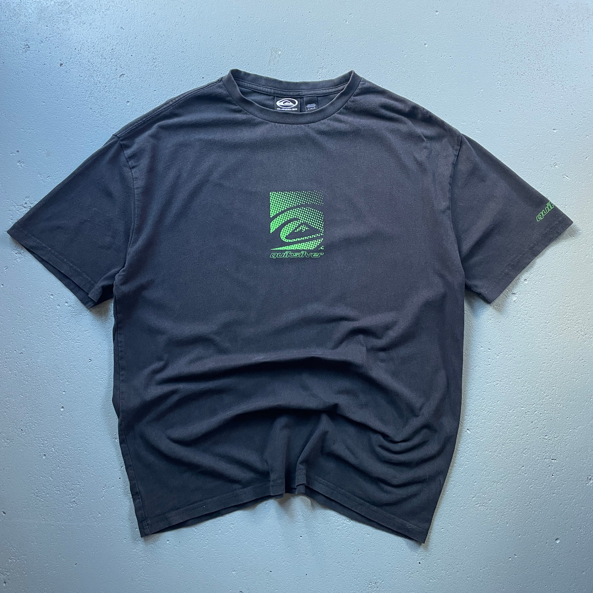 2000's Quiksilver Tee (L)