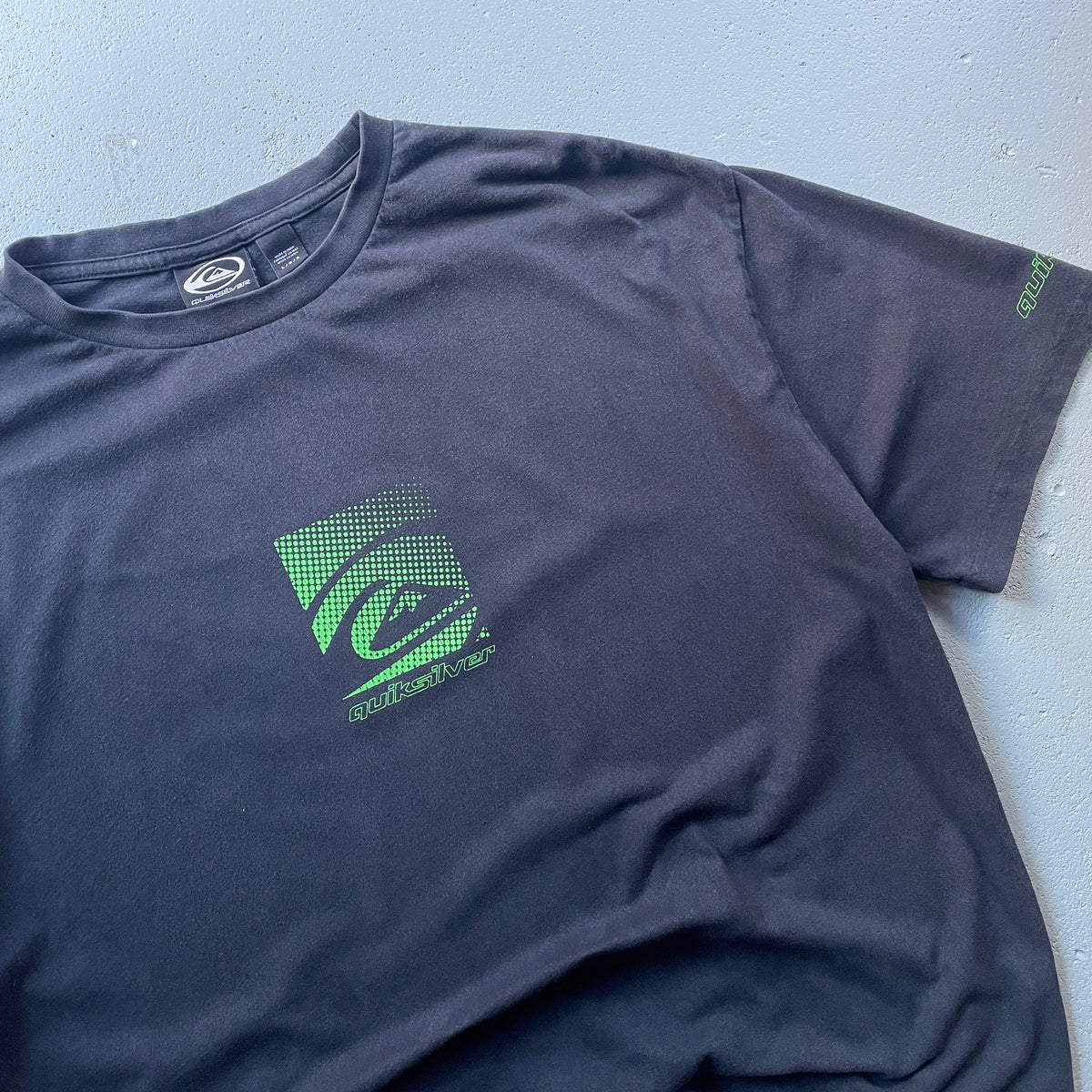 2000's Quiksilver Tee (L)