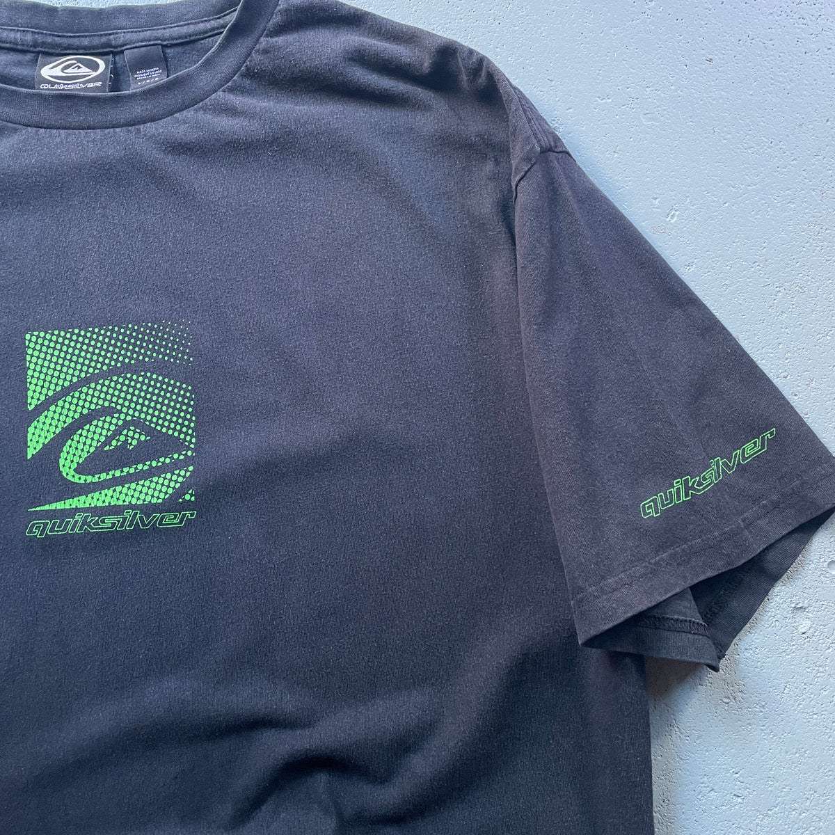 2000's Quiksilver Tee (L)