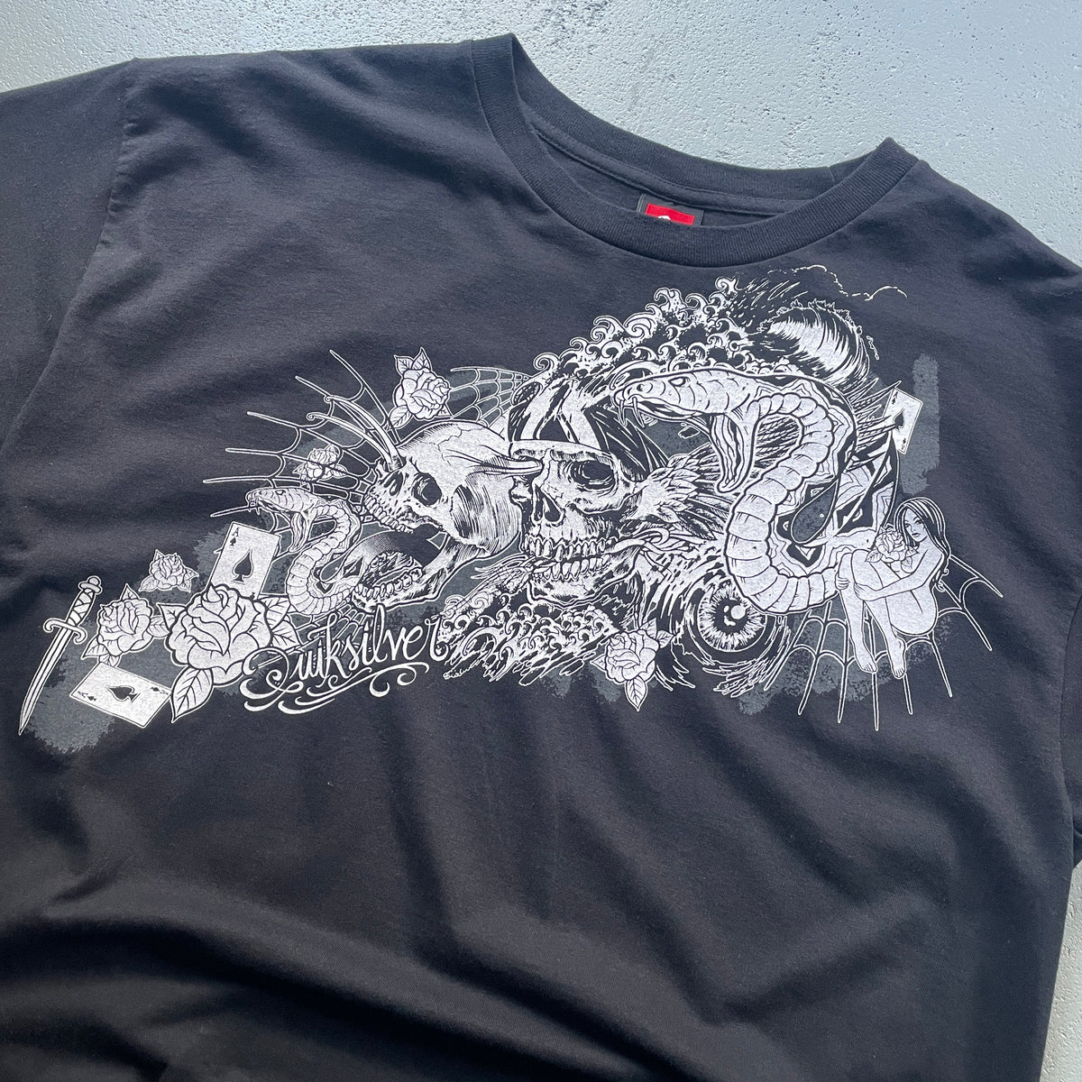 2000's Quiksilver Grunge Tee (L/XL)