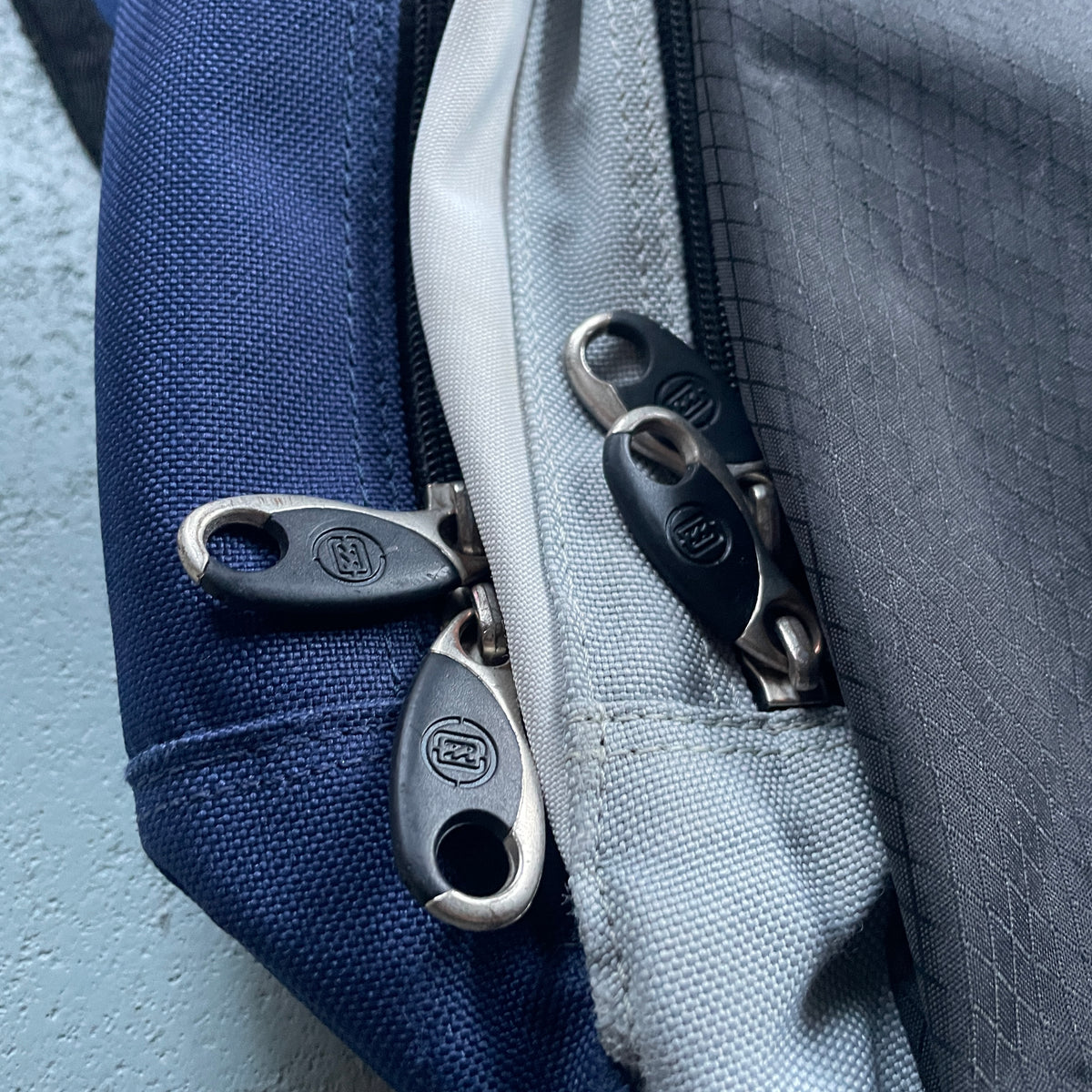 2000's Billabong Cross-body Sling Bag