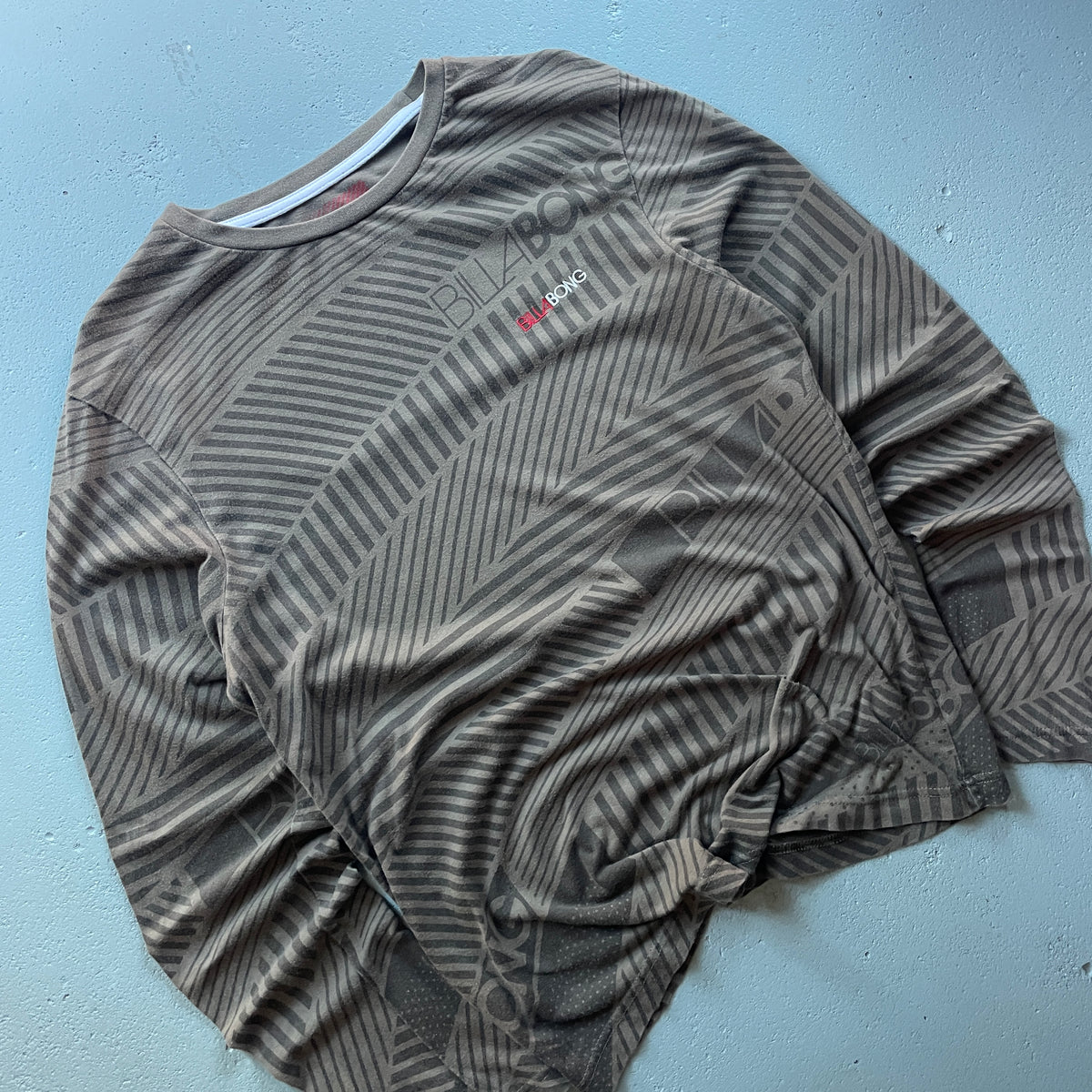 2000's Billabong Long Tee (S)