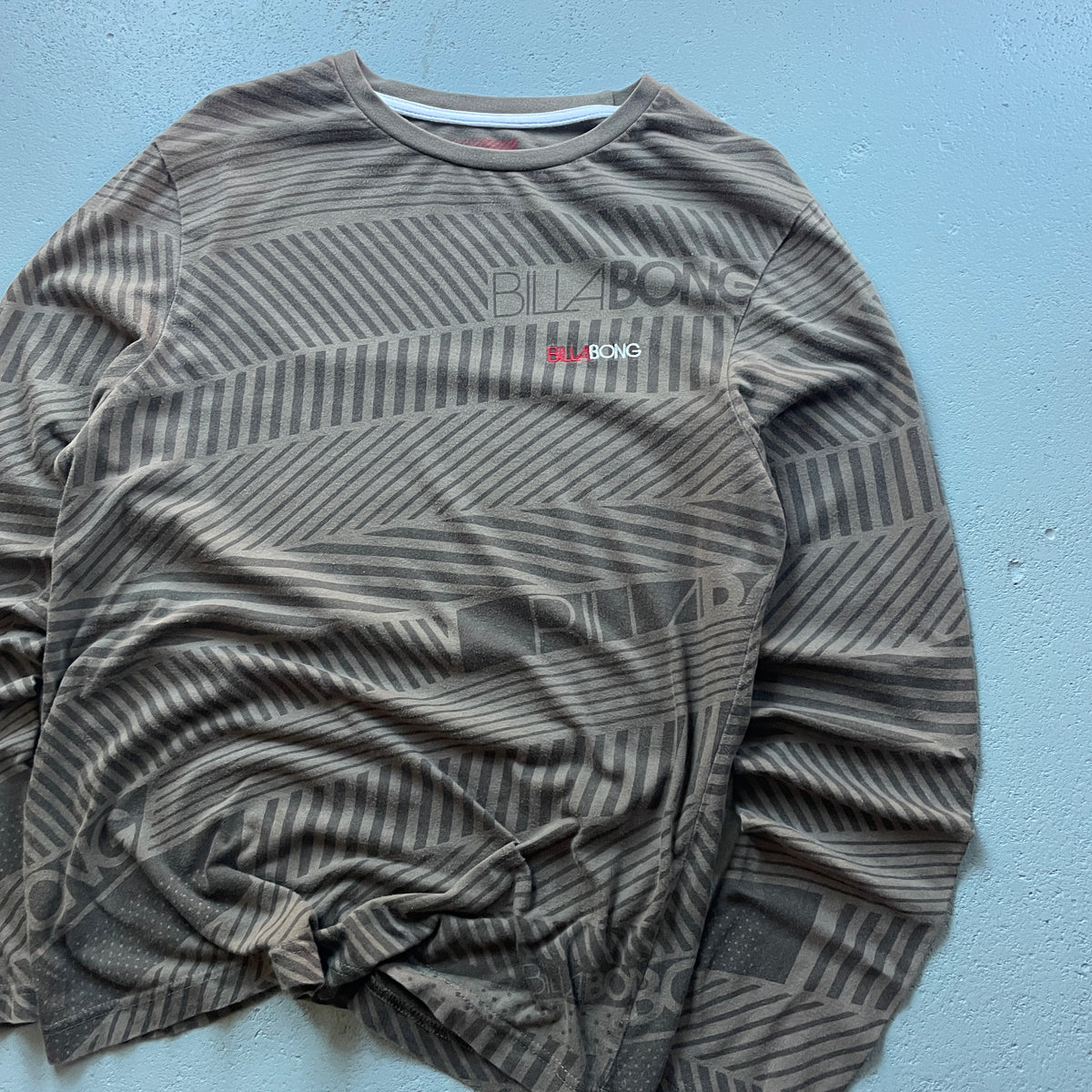 2000's Billabong Long Tee (S)