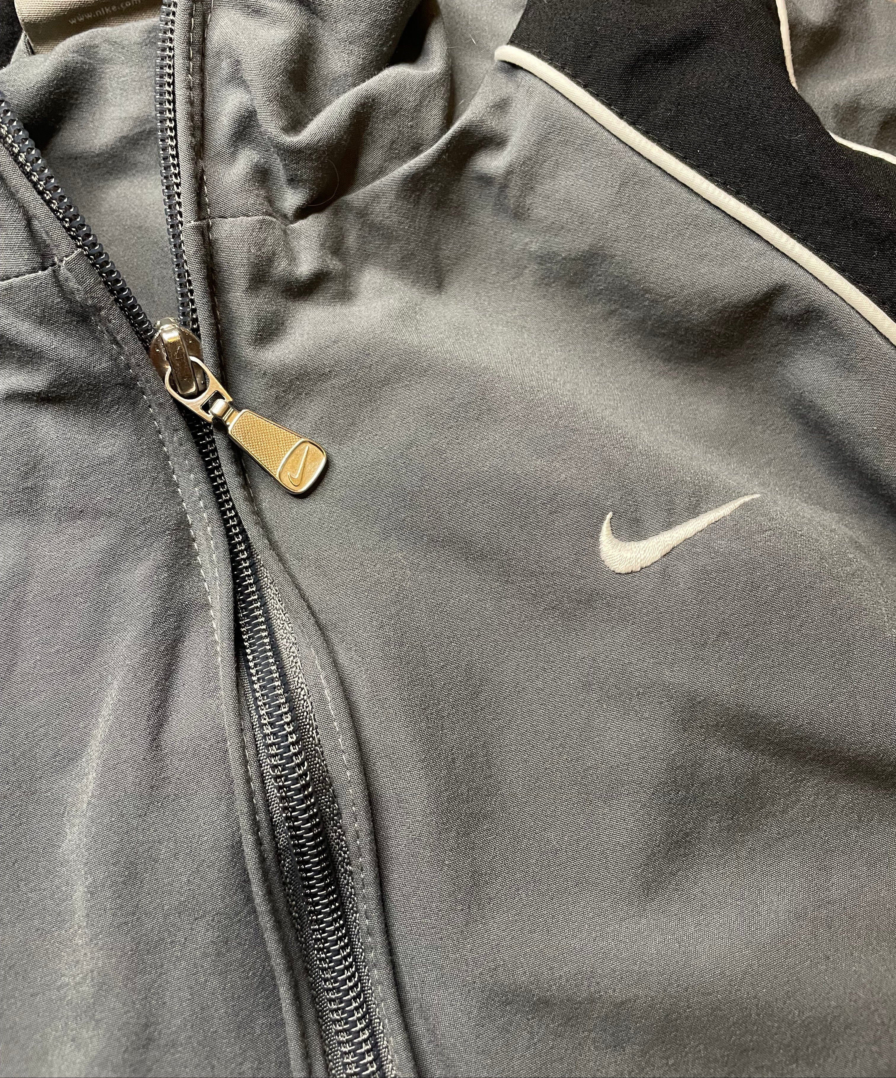 Nike Windbreaker Jacket Grey (M)