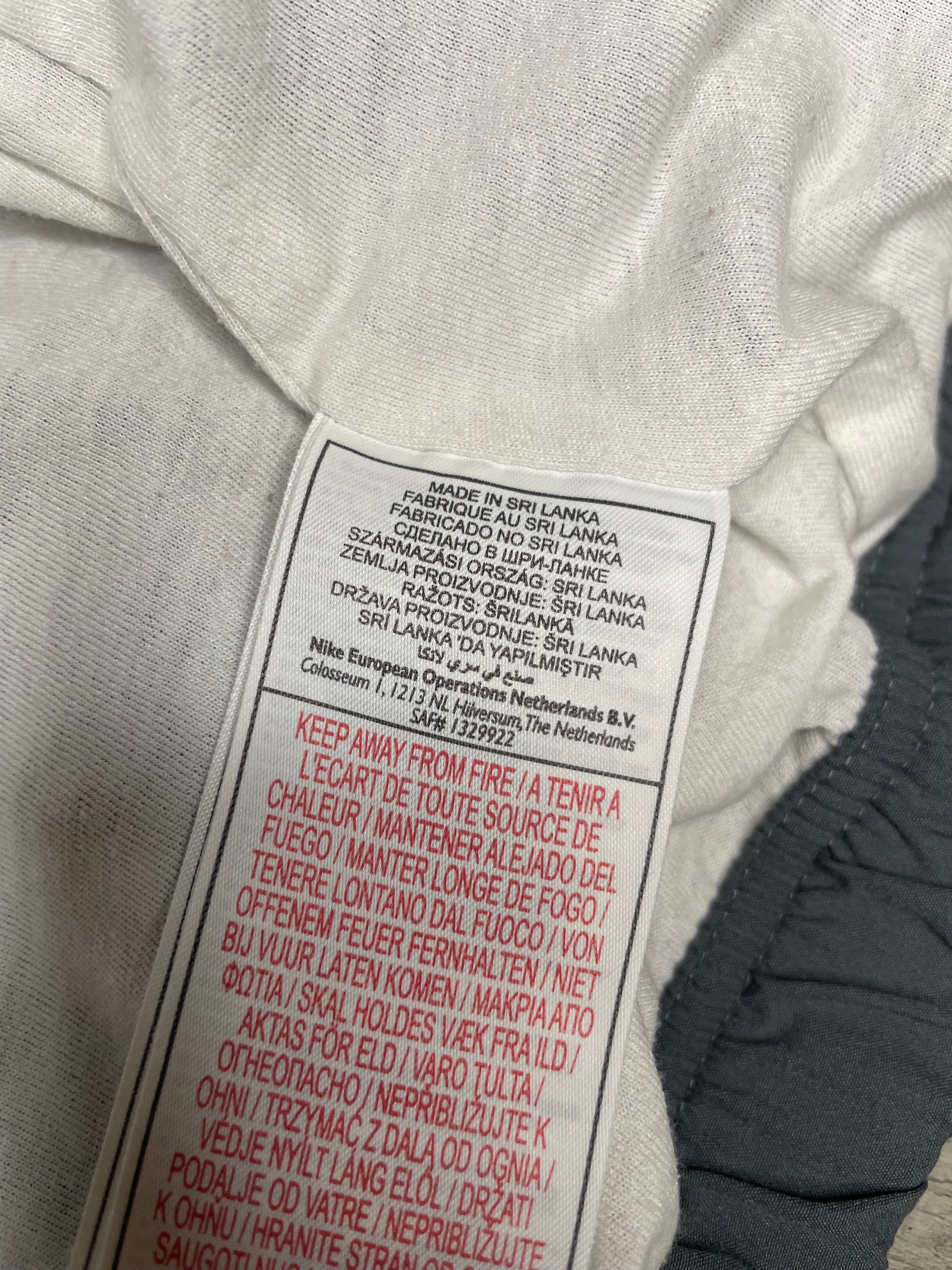 Nike Windbreaker Jacket Grey (M)