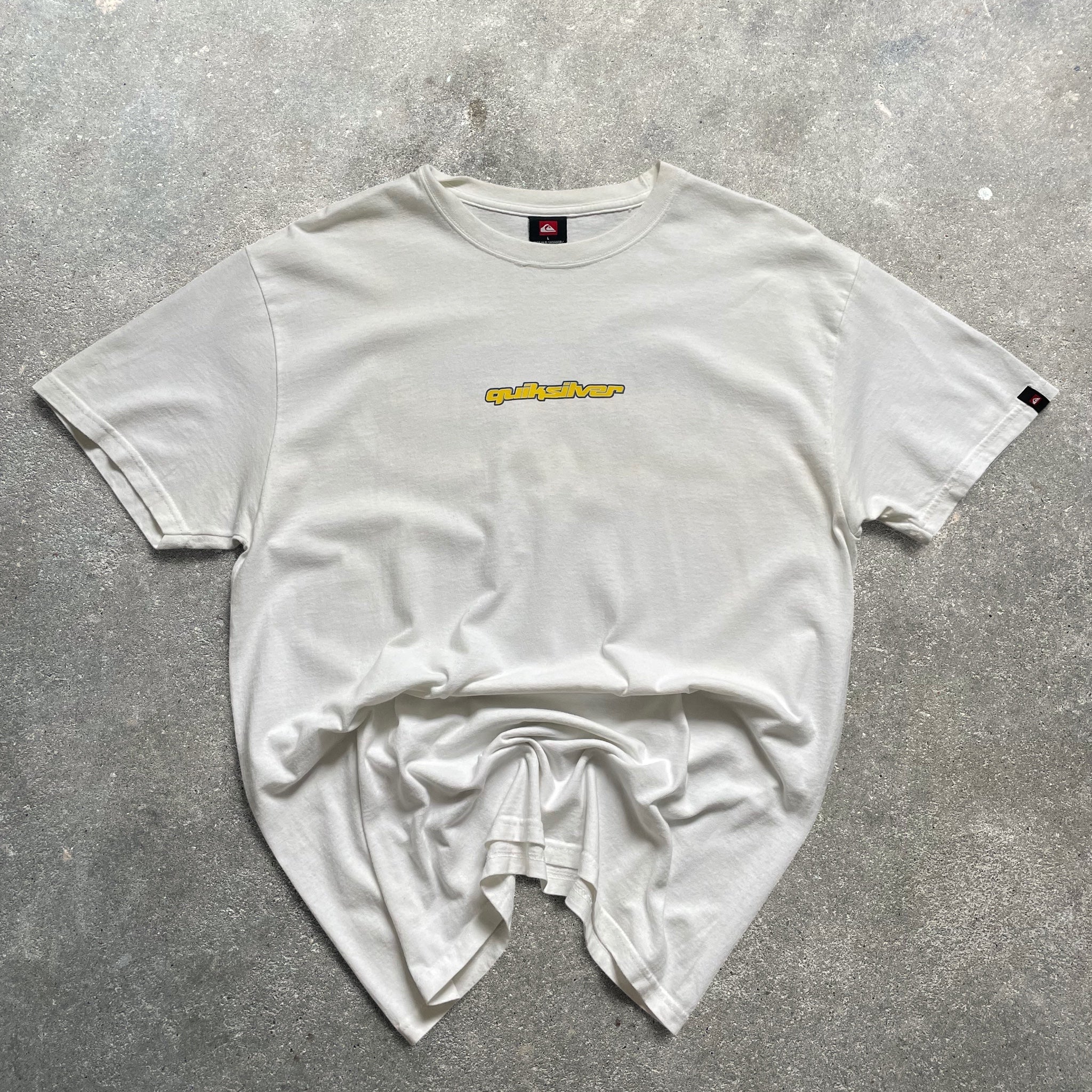 2000's Quiksilver Tee White (L)