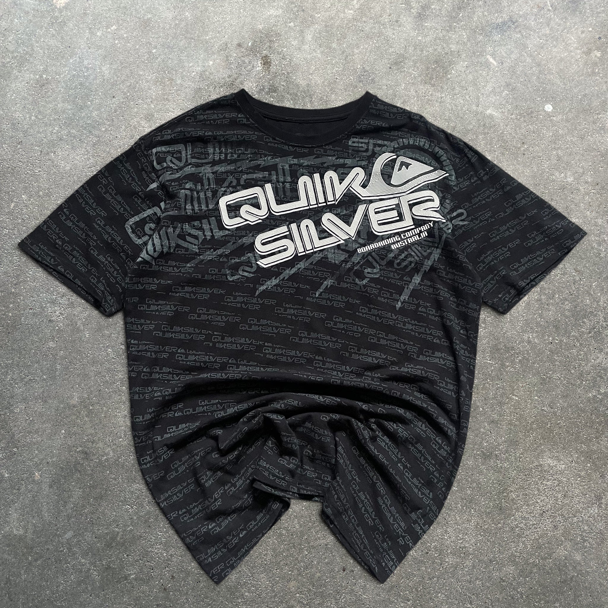 2000's Quiksilver Tee Black (L)