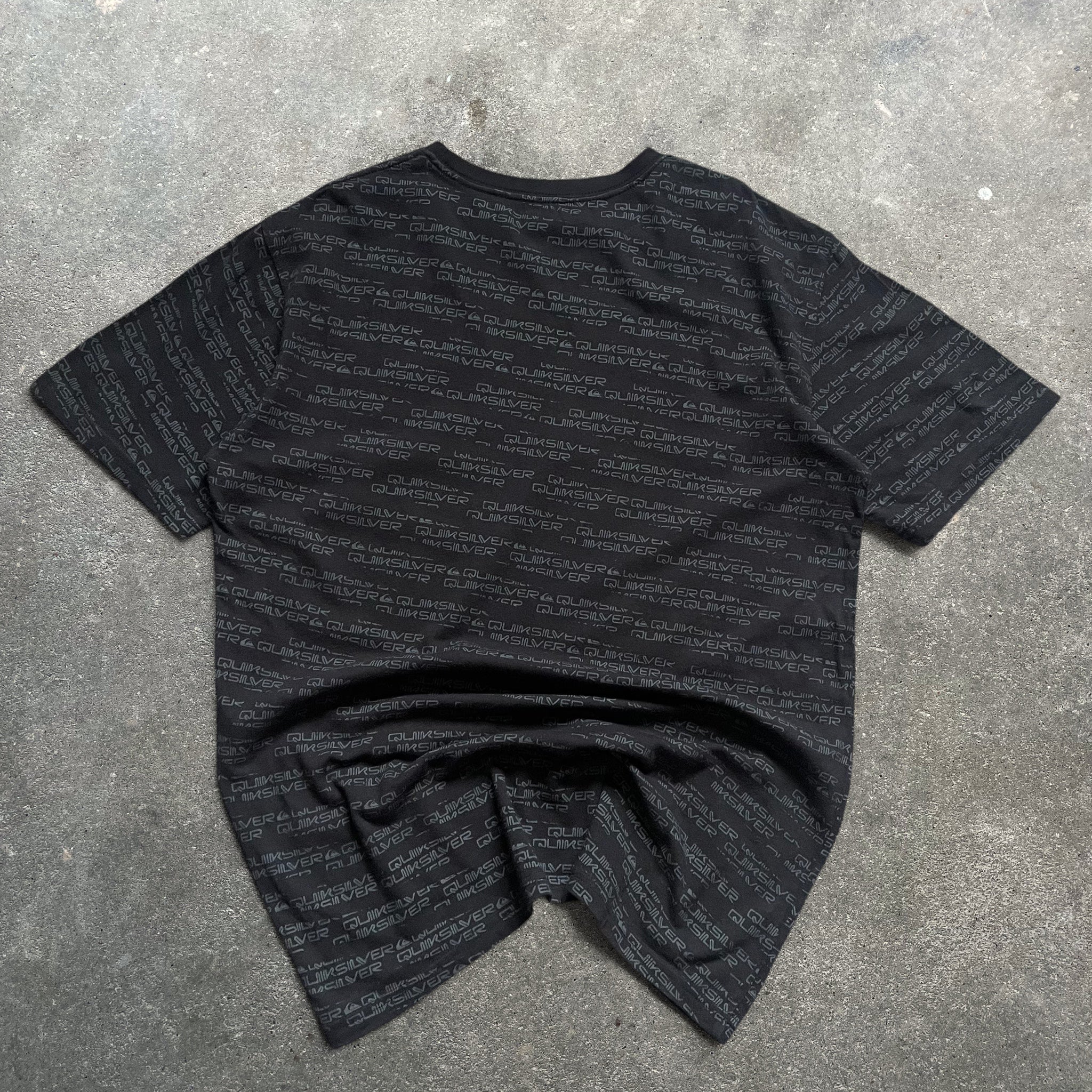 2000's Quiksilver Tee Black (L)