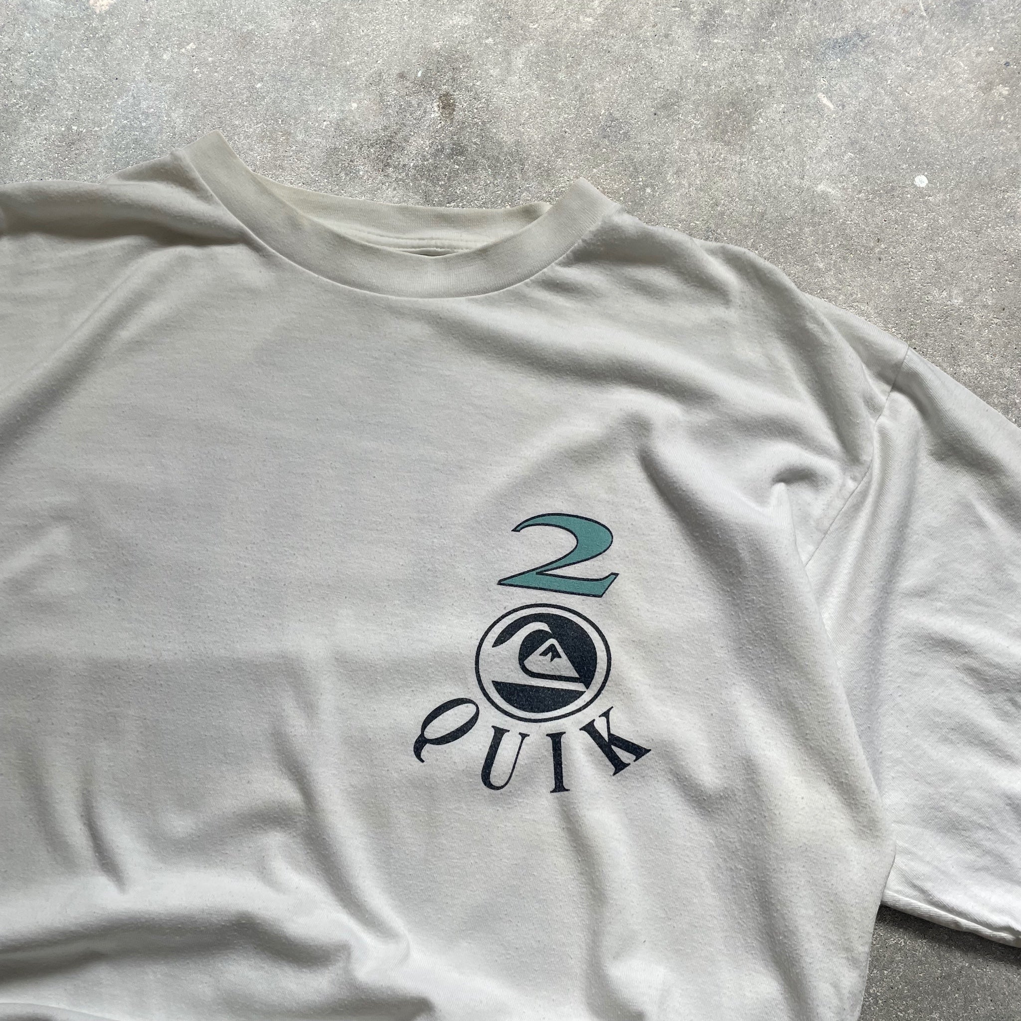 2000's Quiksilver Tee White (L)