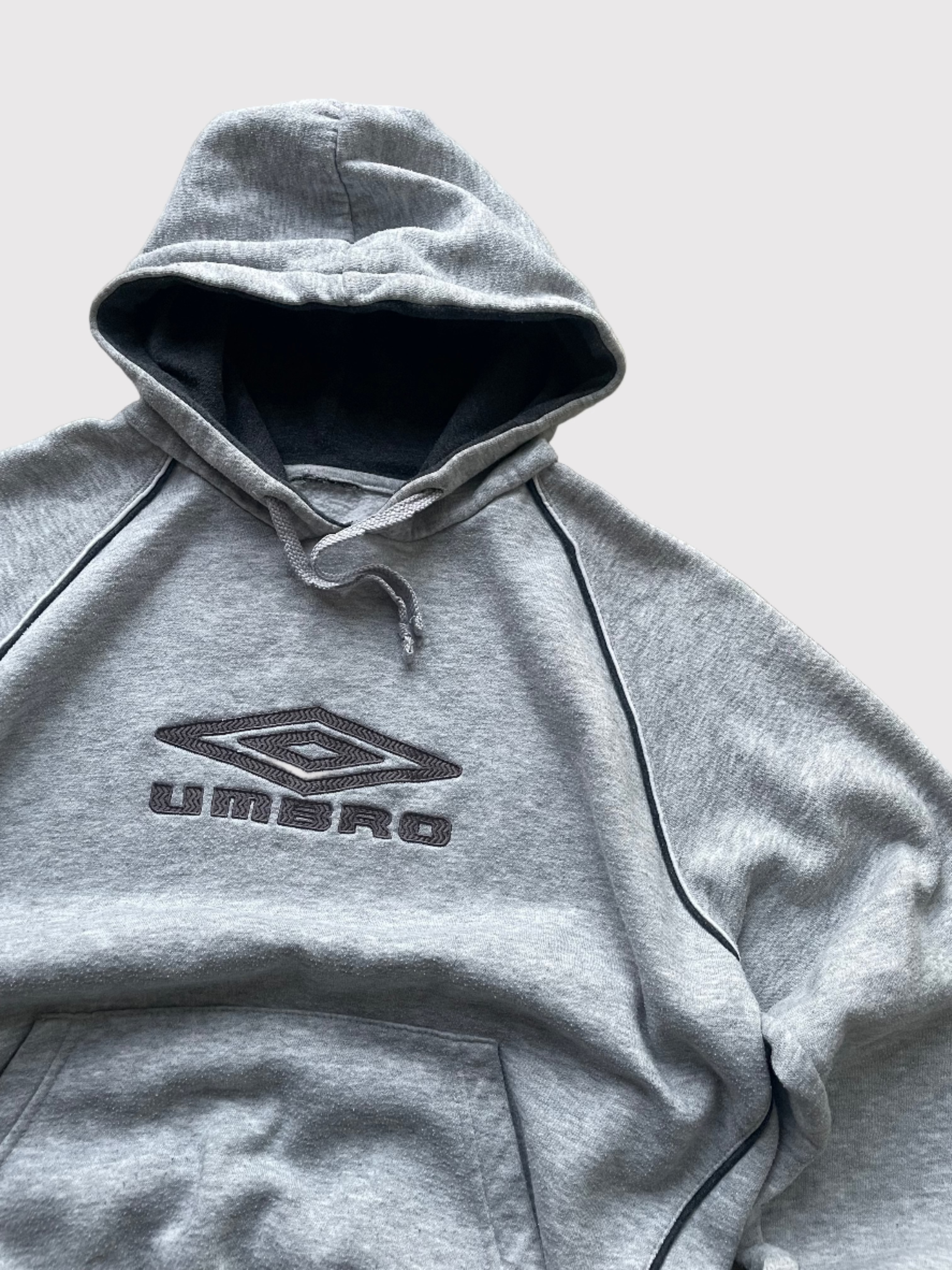 Umbro Sweatshirt Grey (6-8)