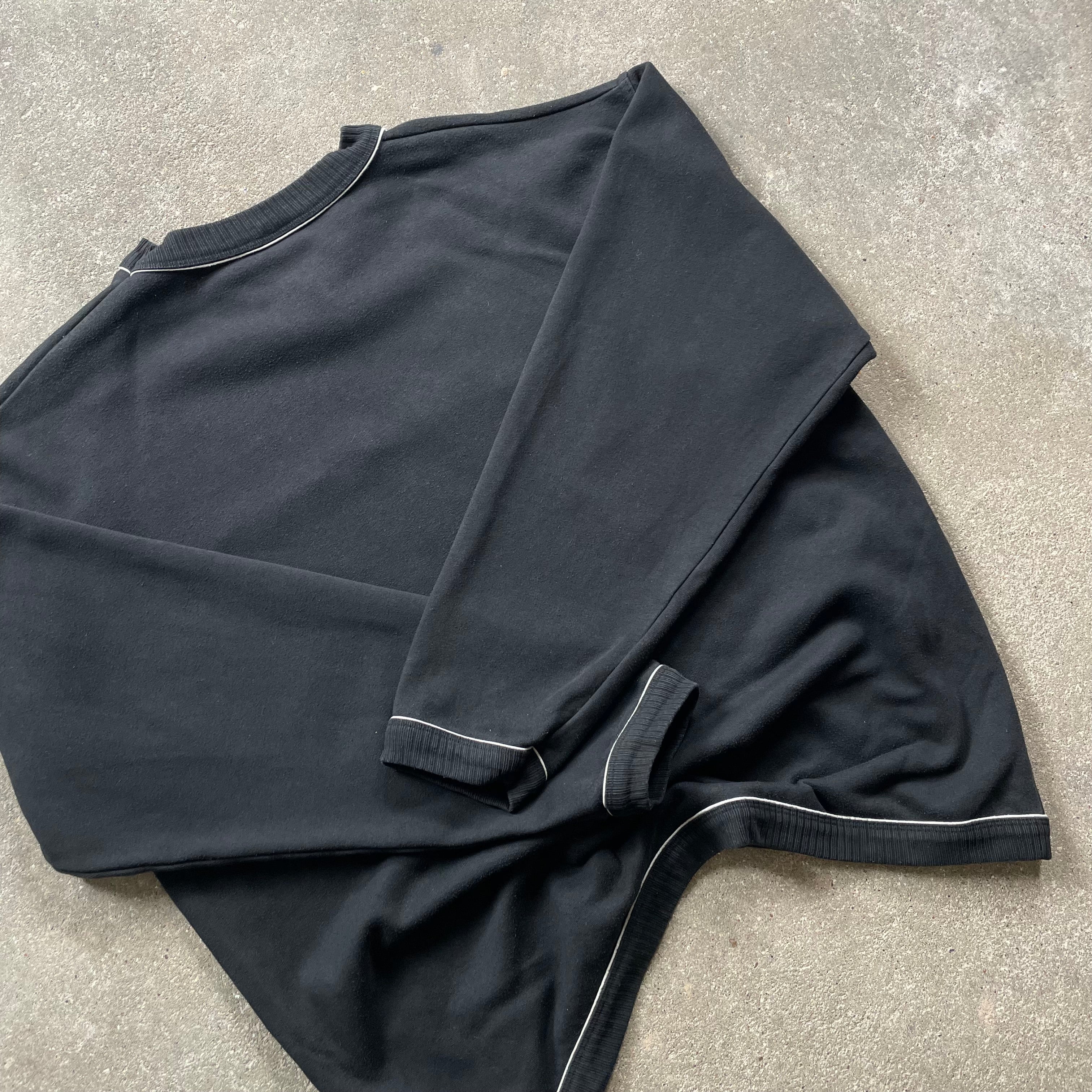 2000's Quiksilver Sweatshirt Black (XL)