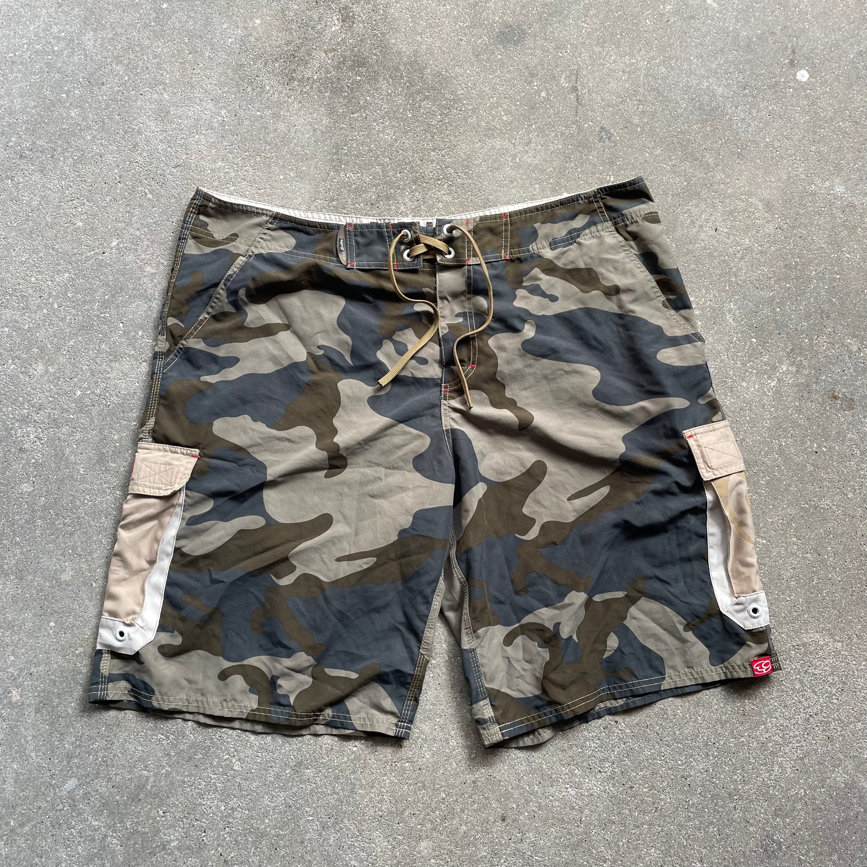2000's Balin Boardshorts Camo (XL)