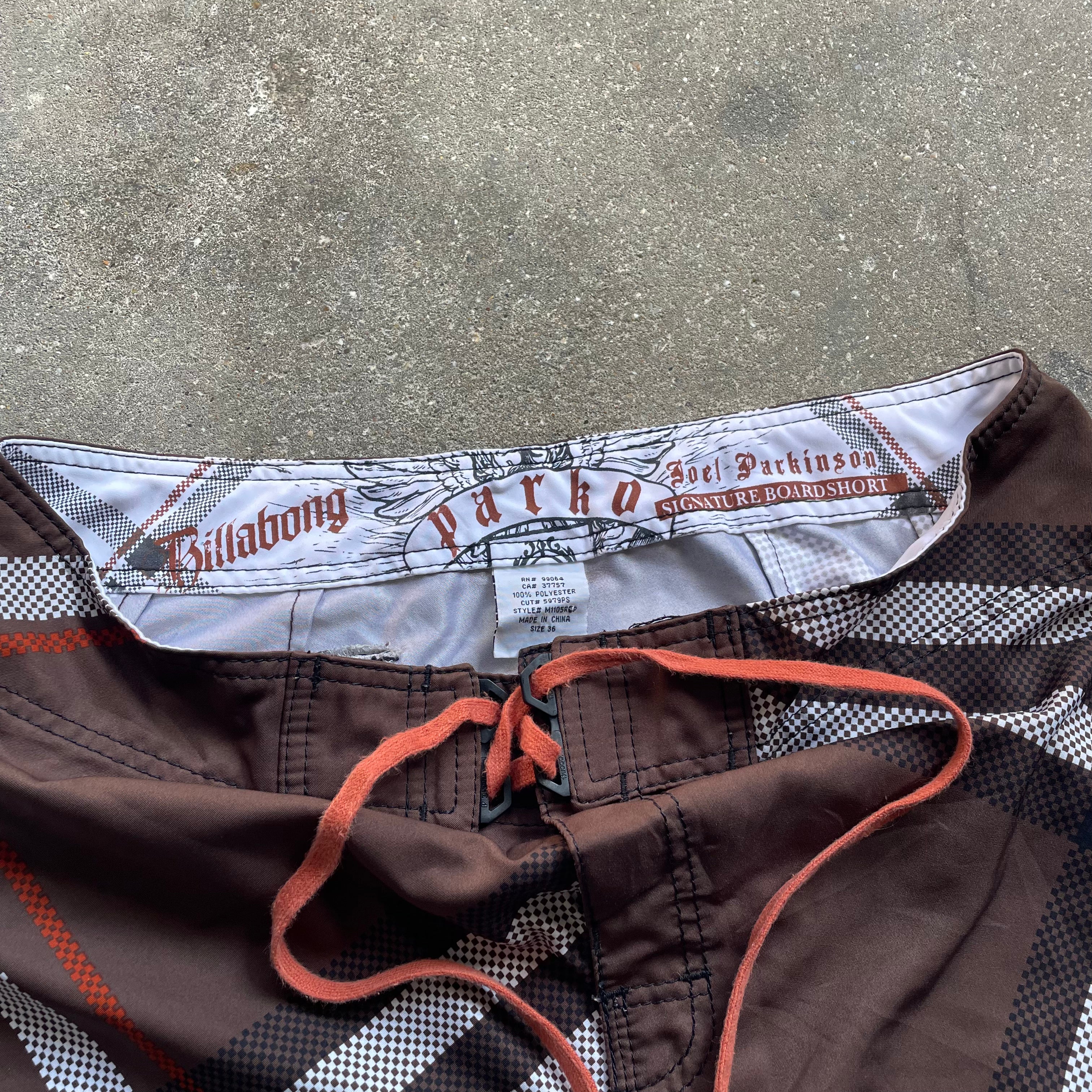 2000's Billabong Boardshorts 'Parko' Brown (34)