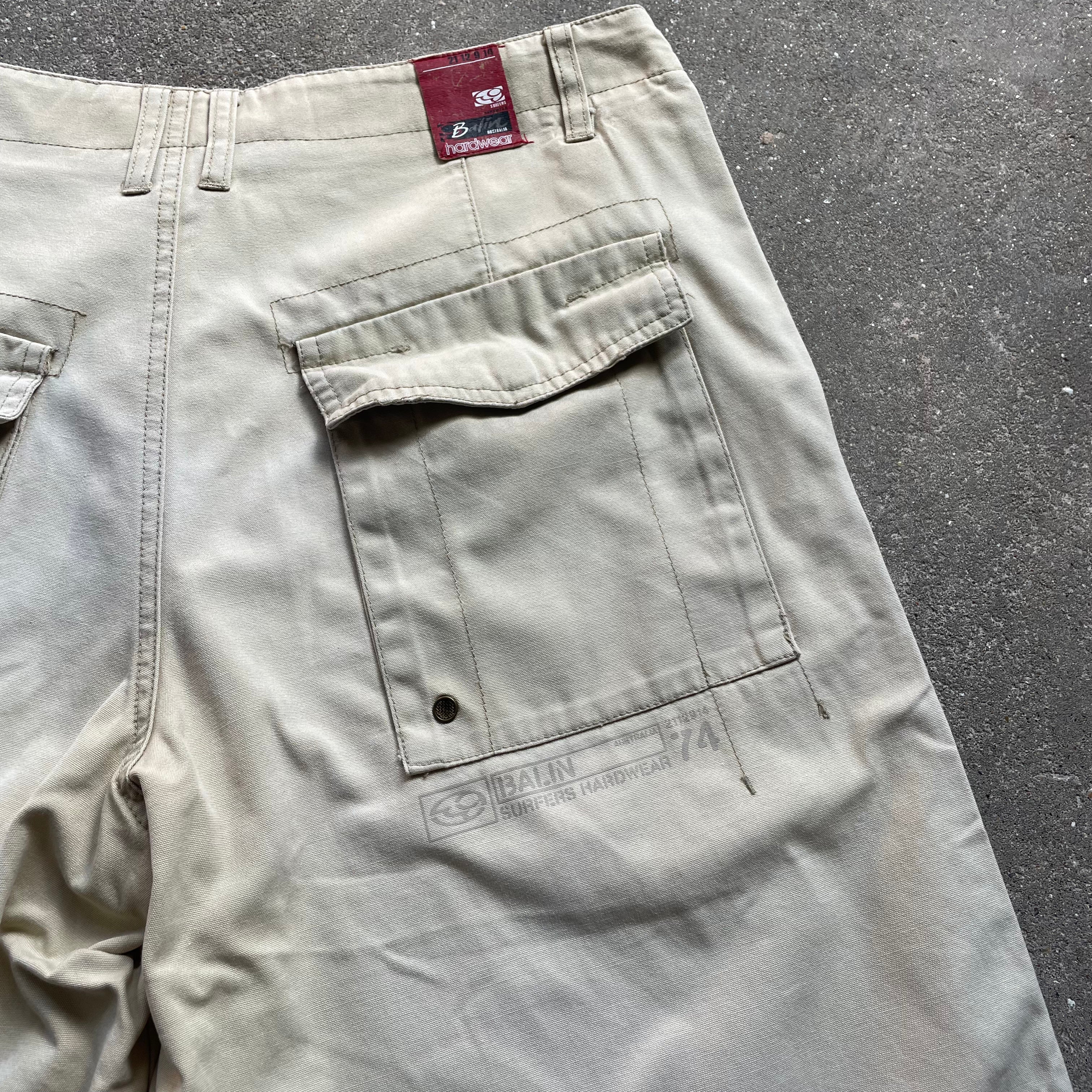 2000's Balin Chino Shorts (32)