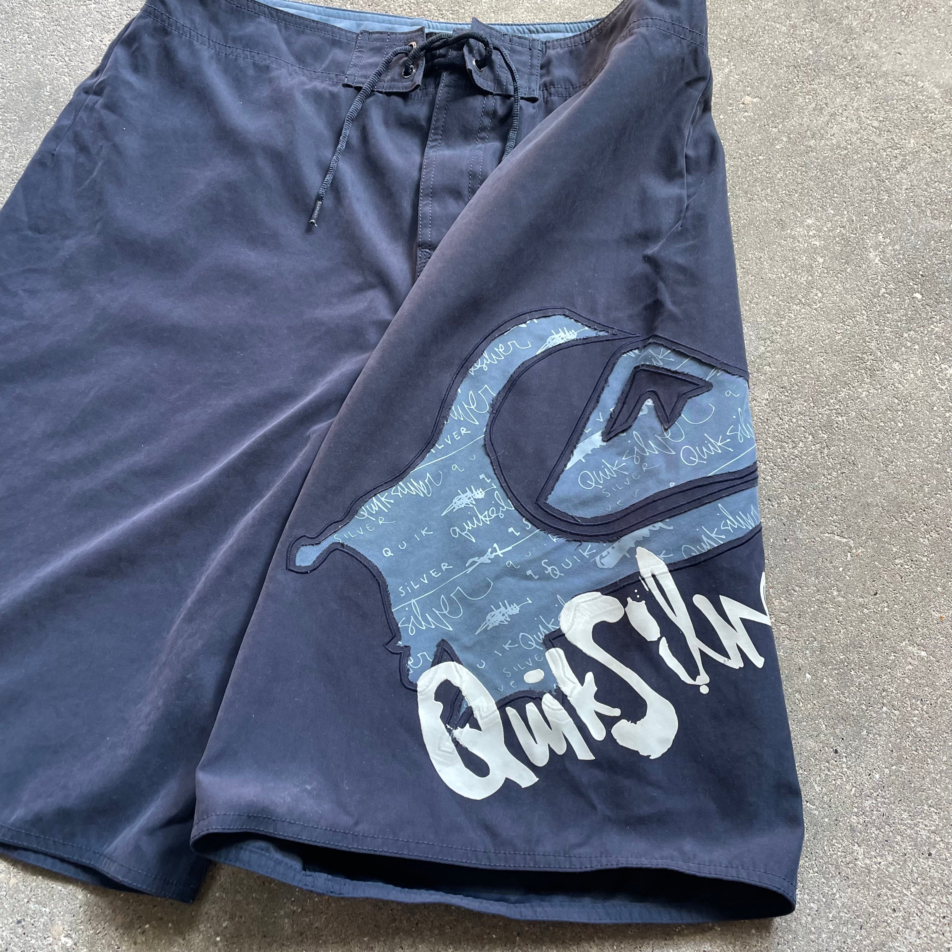 2000's Quiksilver Boardshorts (32)