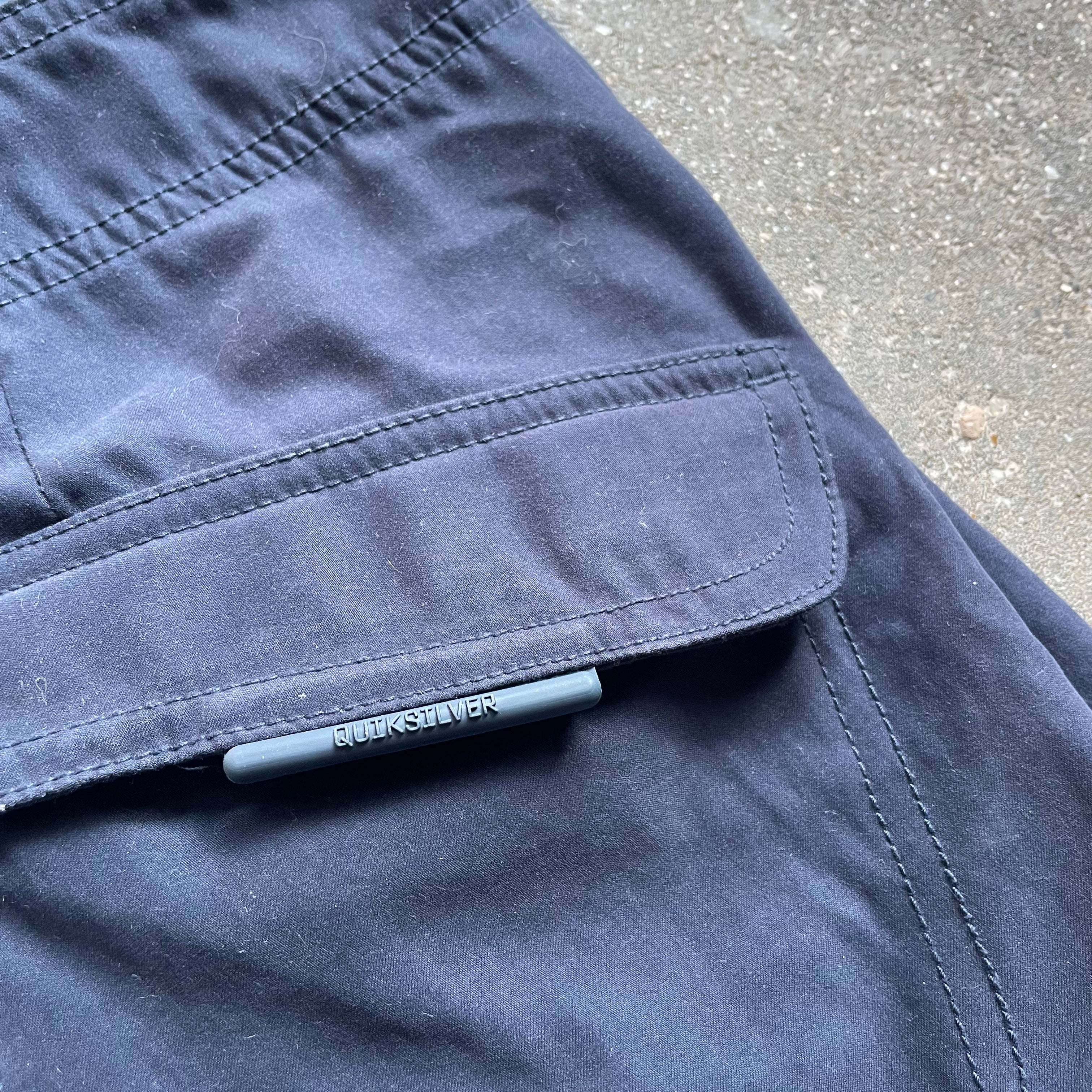 2000's Quiksilver Boardshorts (32)