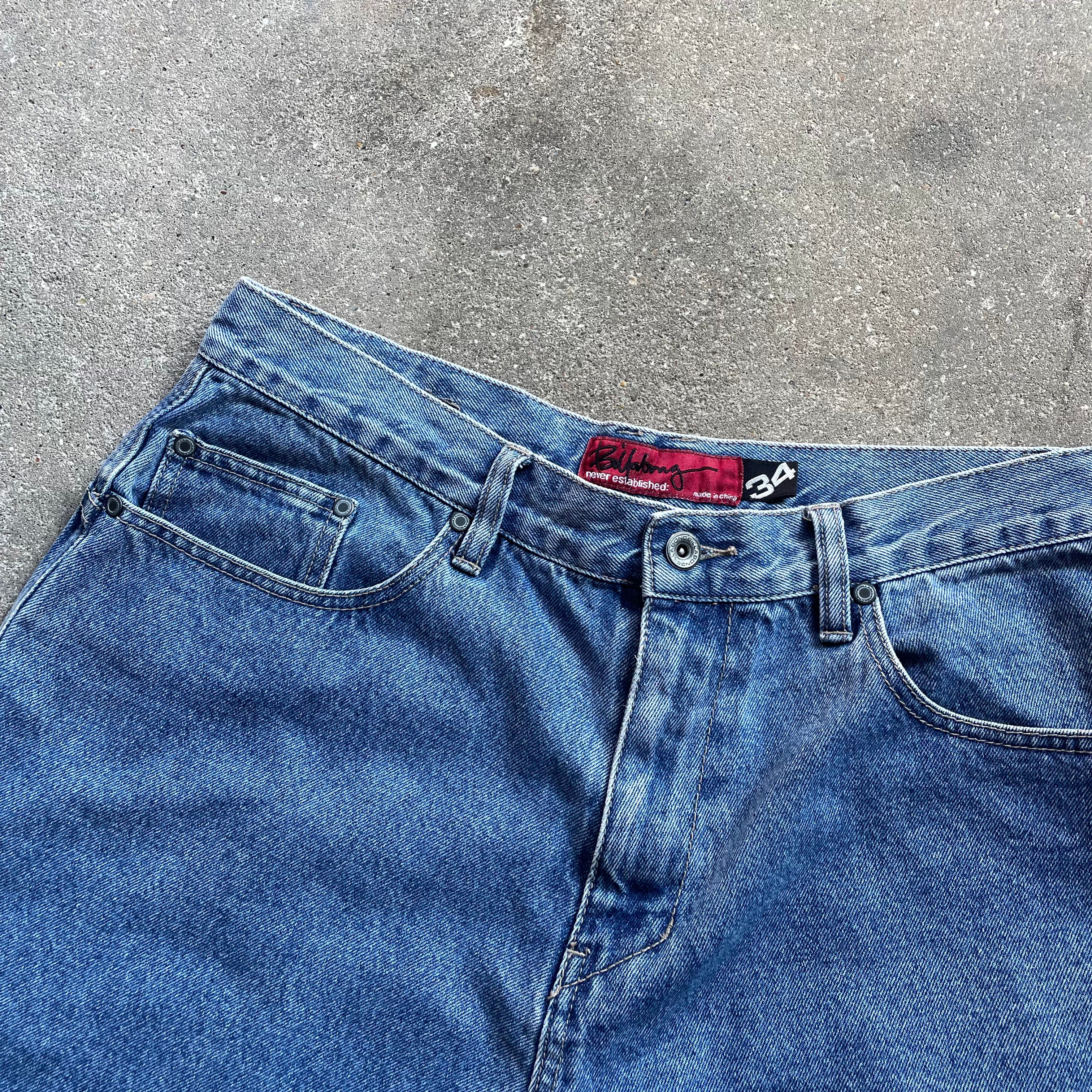 2000's Billabong Denim Jorts (34)