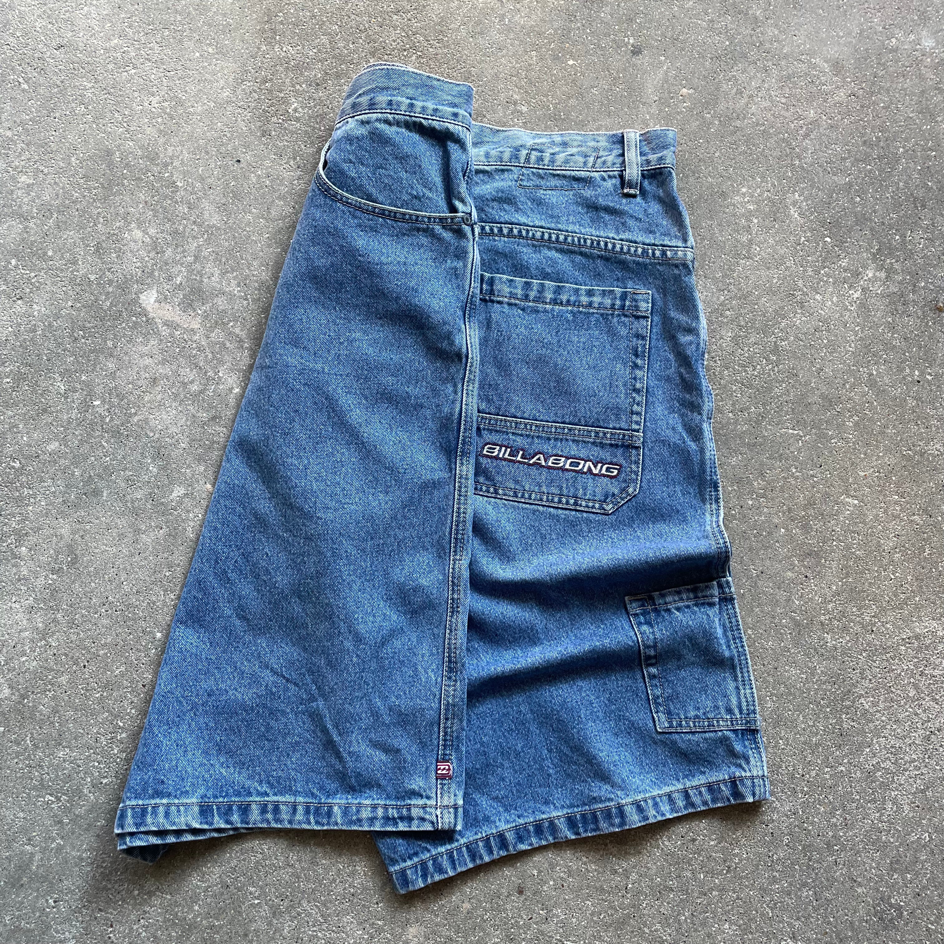 2000's Billabong Denim Jorts (34)