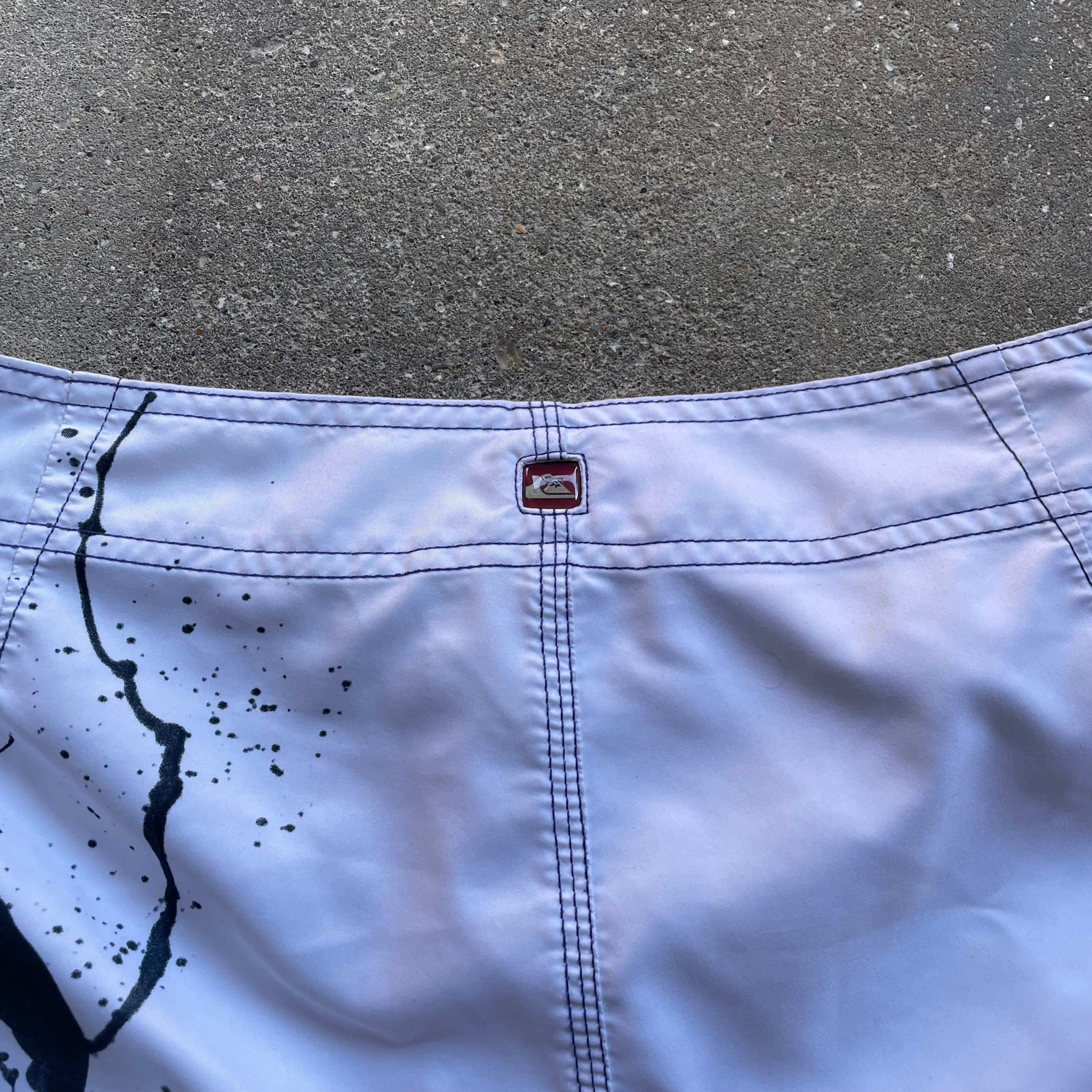 2000's Quiksilver Boardshorts (36)