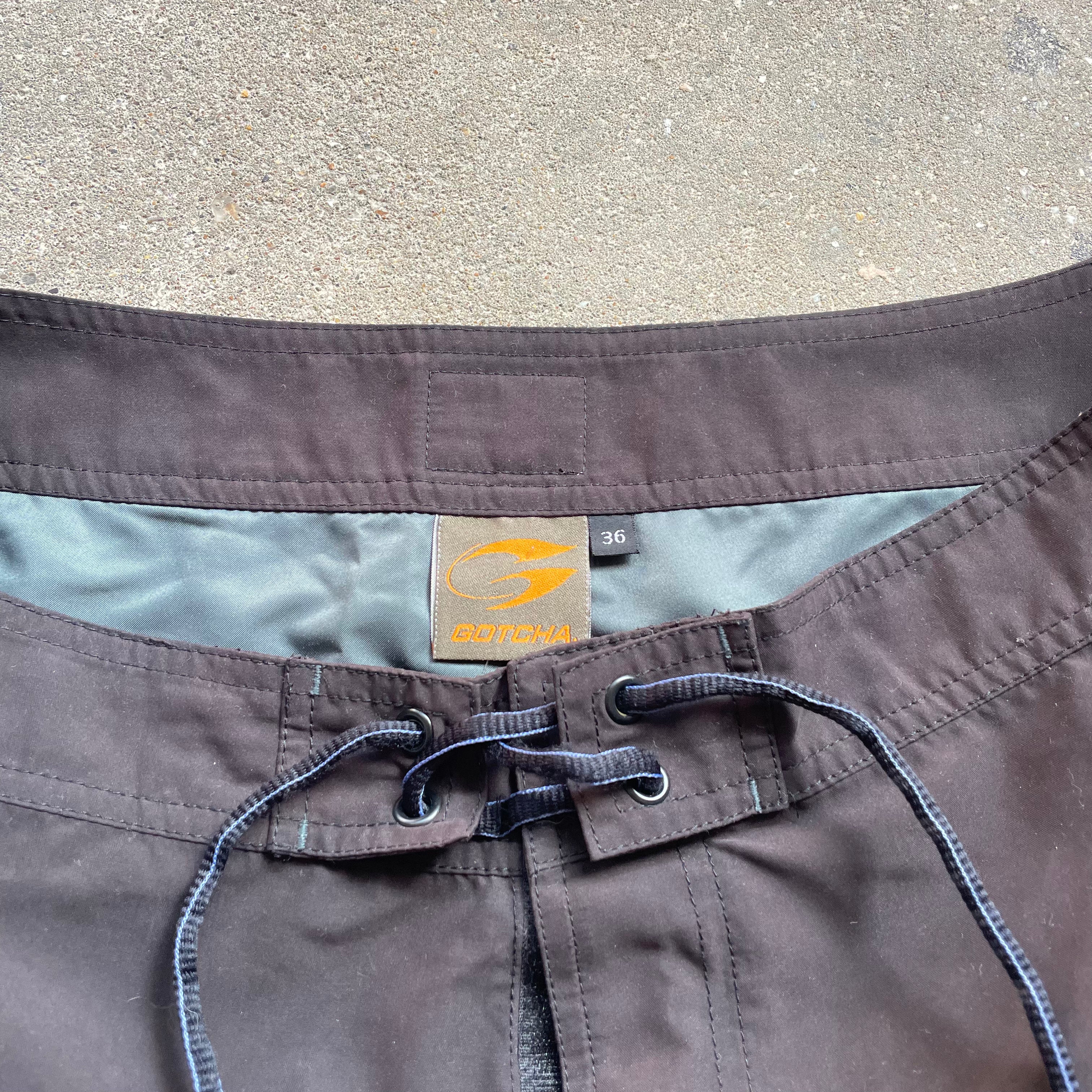 2000's Gotcha Boardshorts (36)